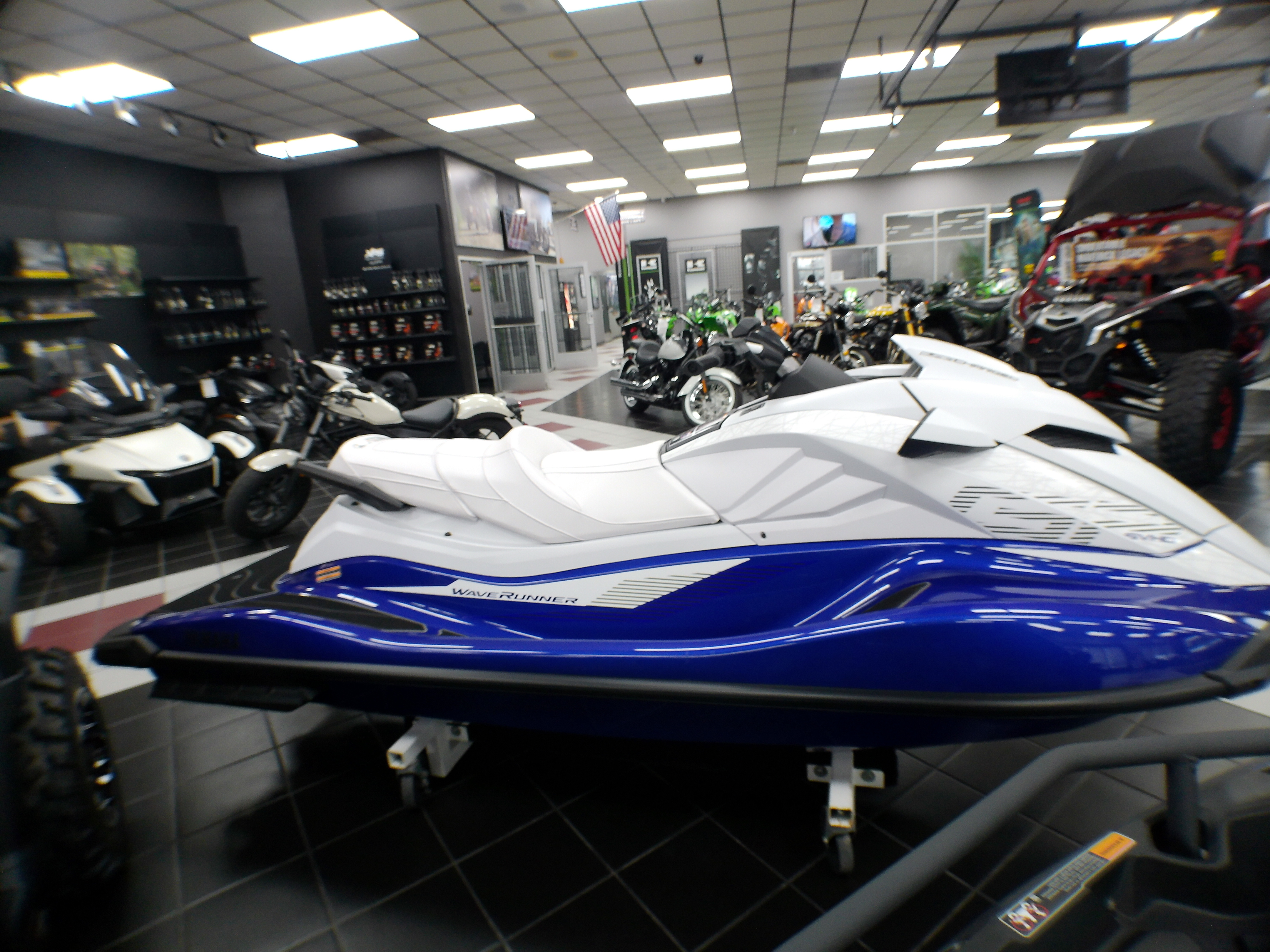 2025 Yamaha GP SVHO - Photo 6