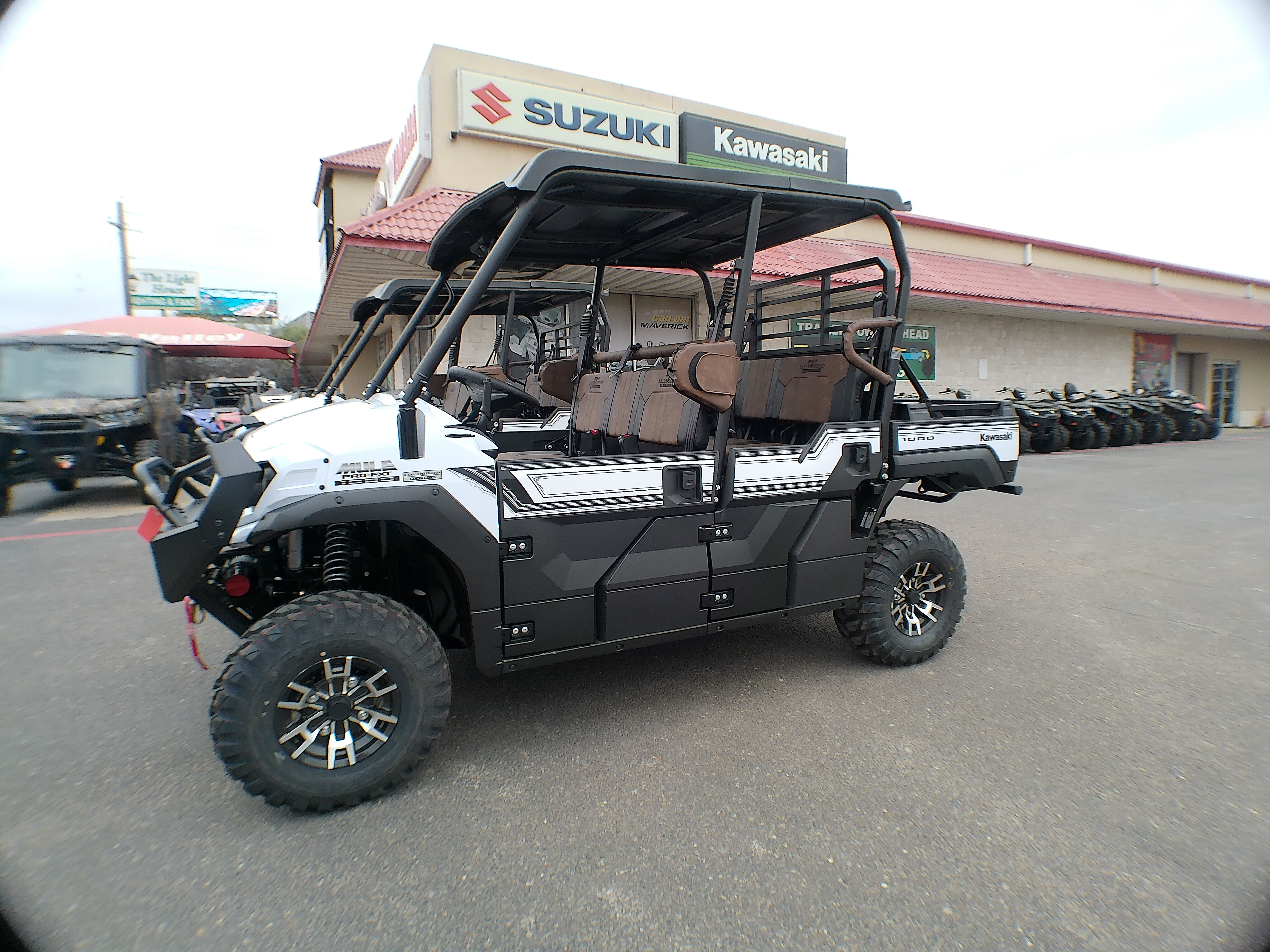 2025 Kawasaki Mule™ PRO-FXT™ 1000 Platinum Ranch Edition - Photo 9