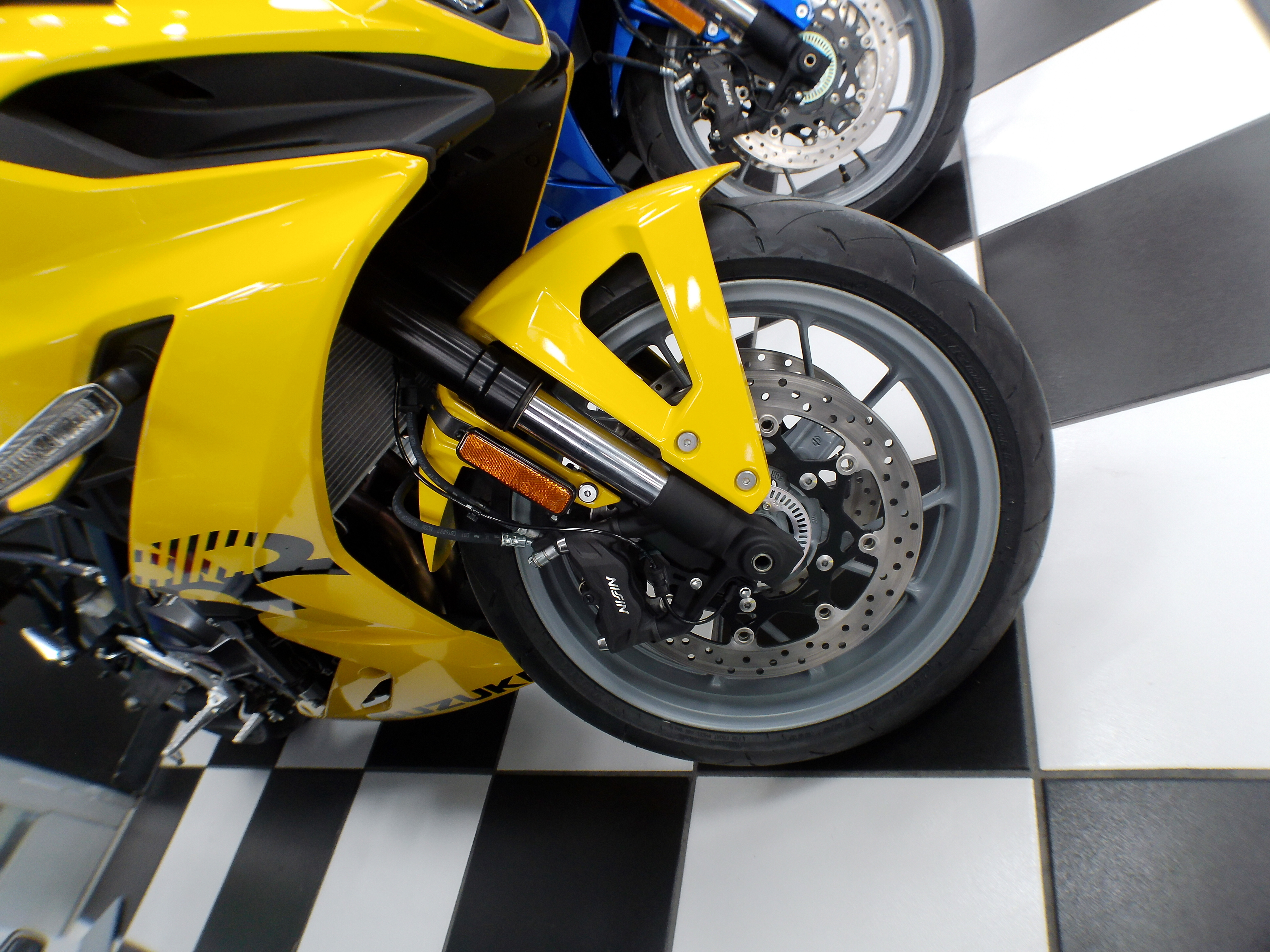 2025 Suzuki GSX-S 8R - Photo 3