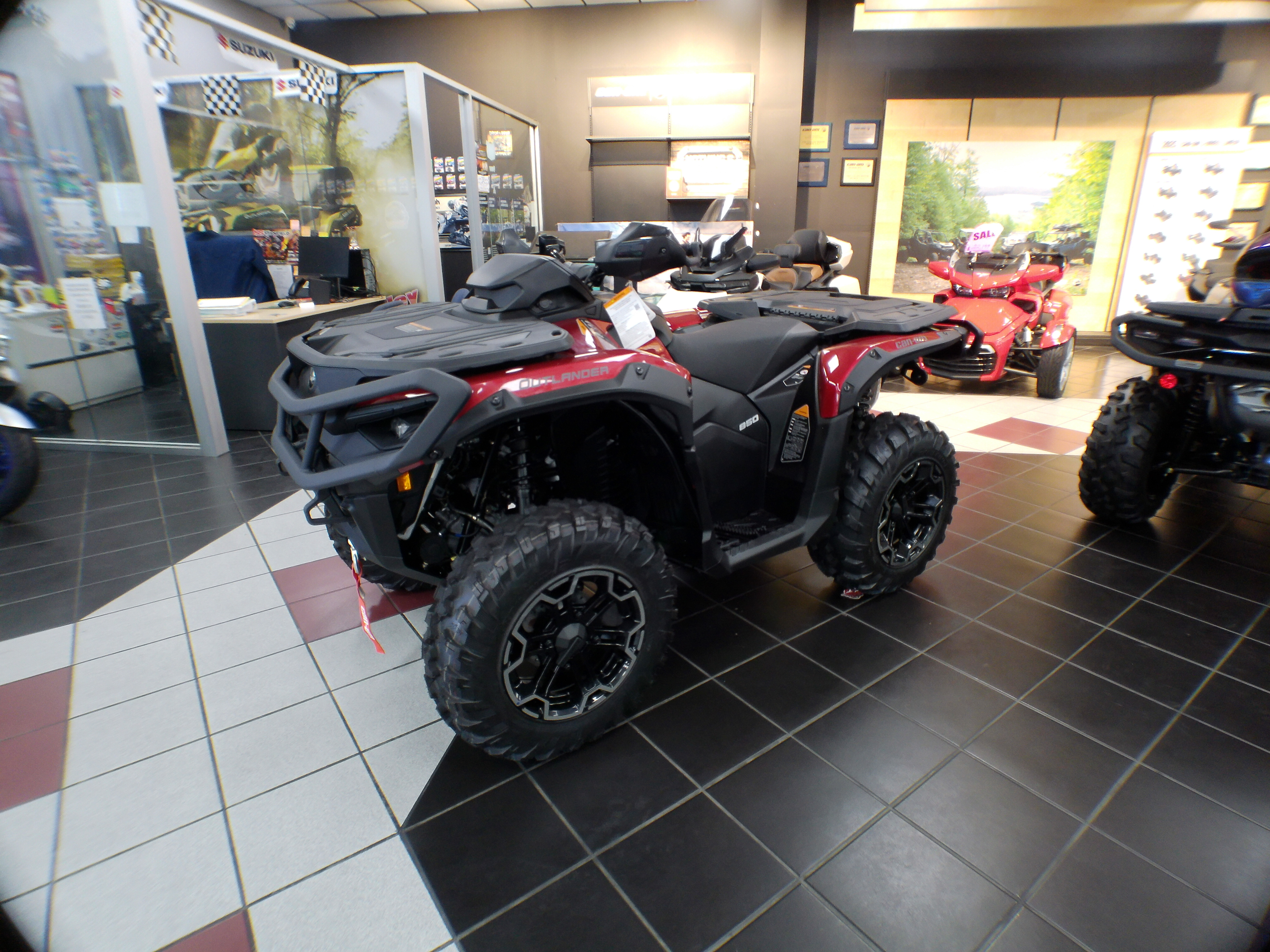 2025 Can-Am OUTL XT 850