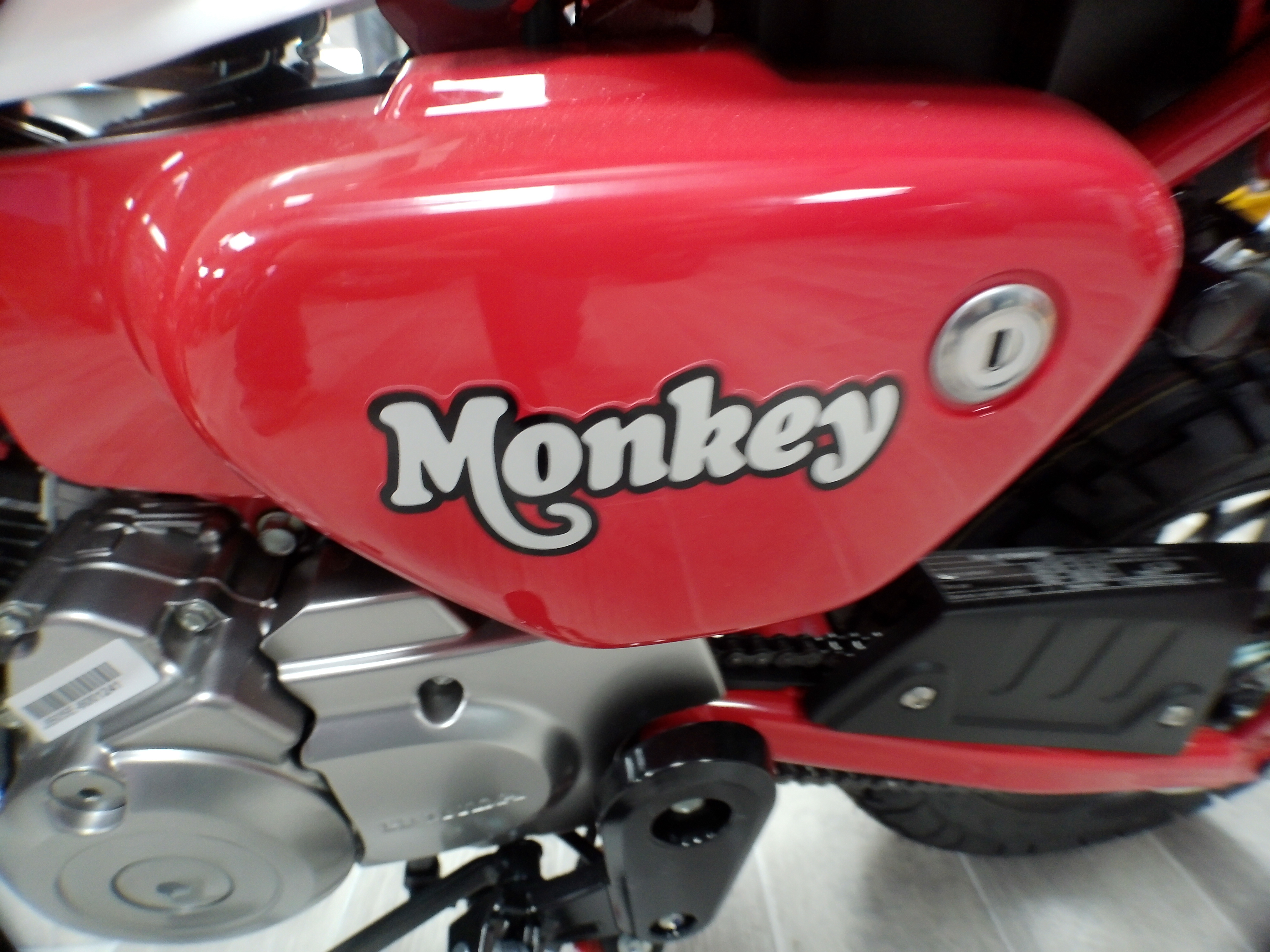 2025 Honda Monkey ABS - Photo 19