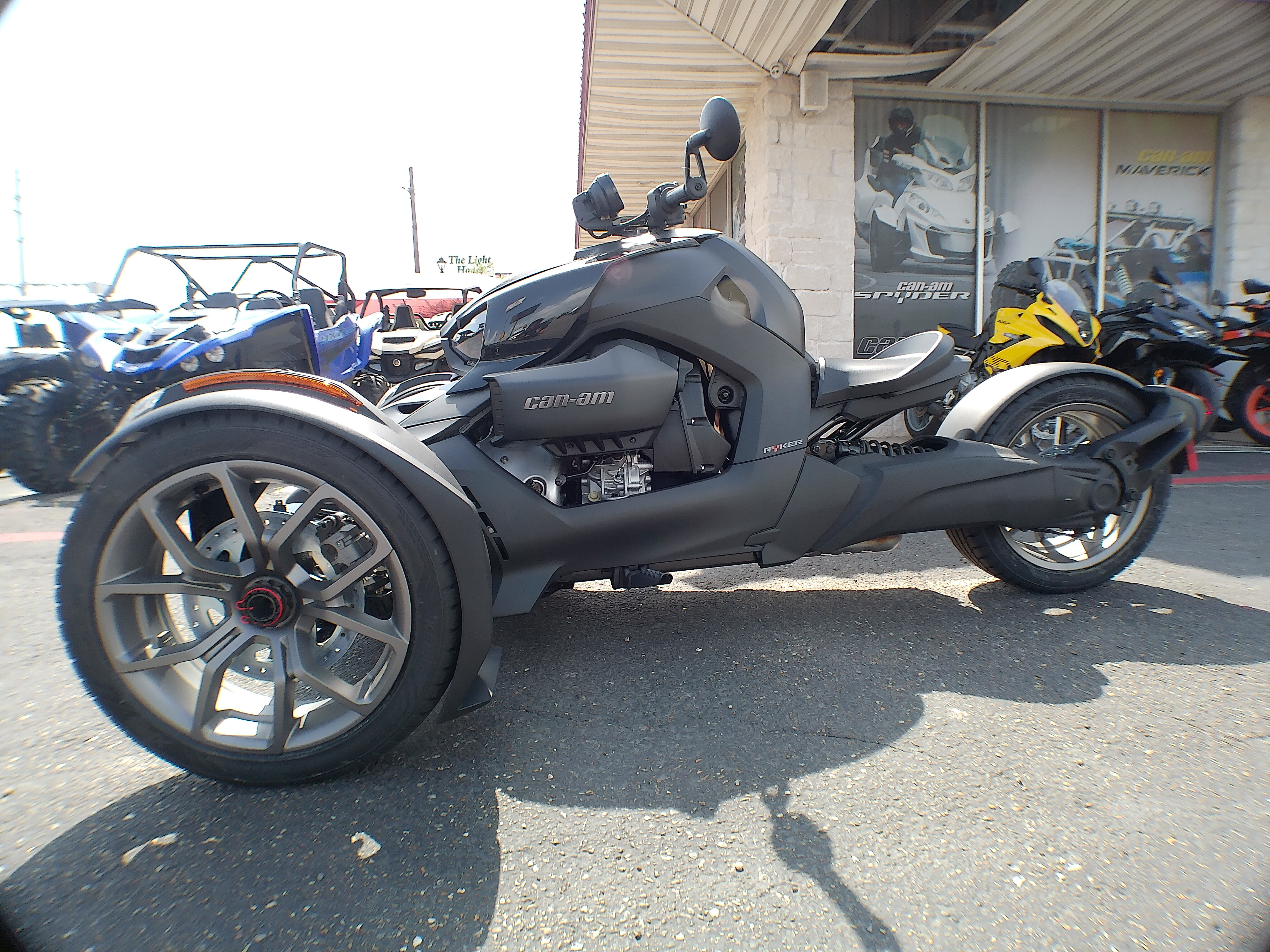 2025 Can-Am RYKER 600 CALI - Photo 8
