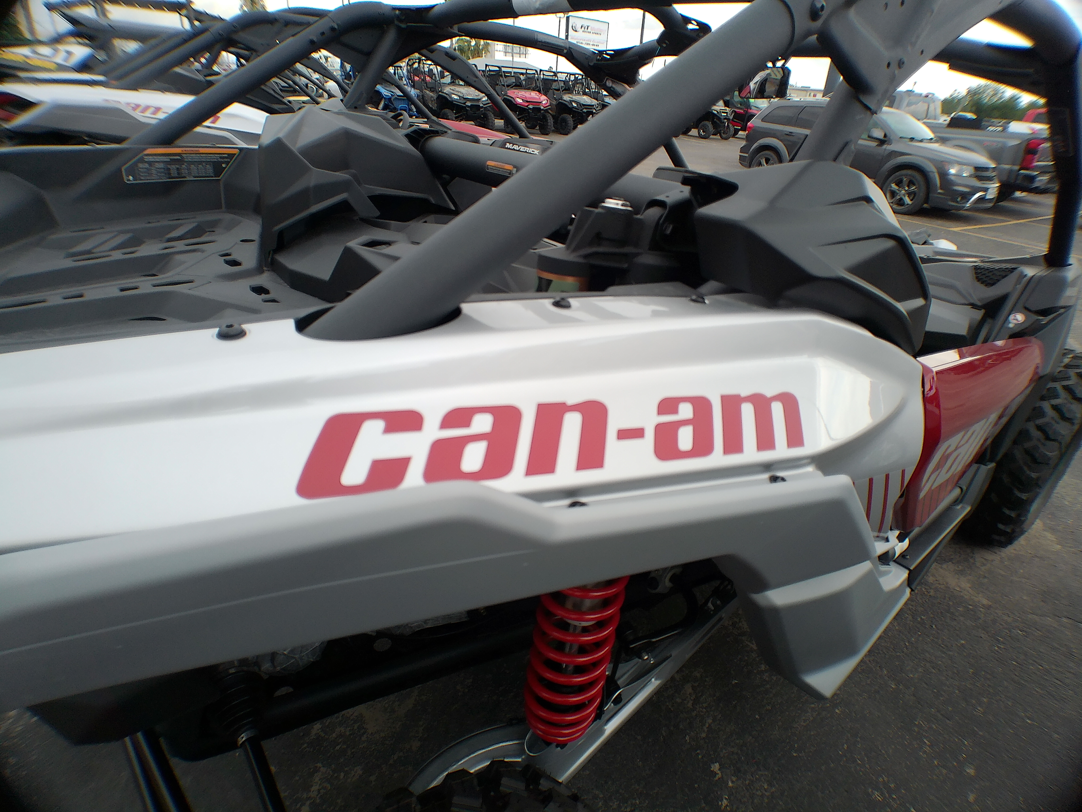 2025 Can-Am SSV MAV DS 64 TURBRR RD 25 DS TURBO RR - Photo 6