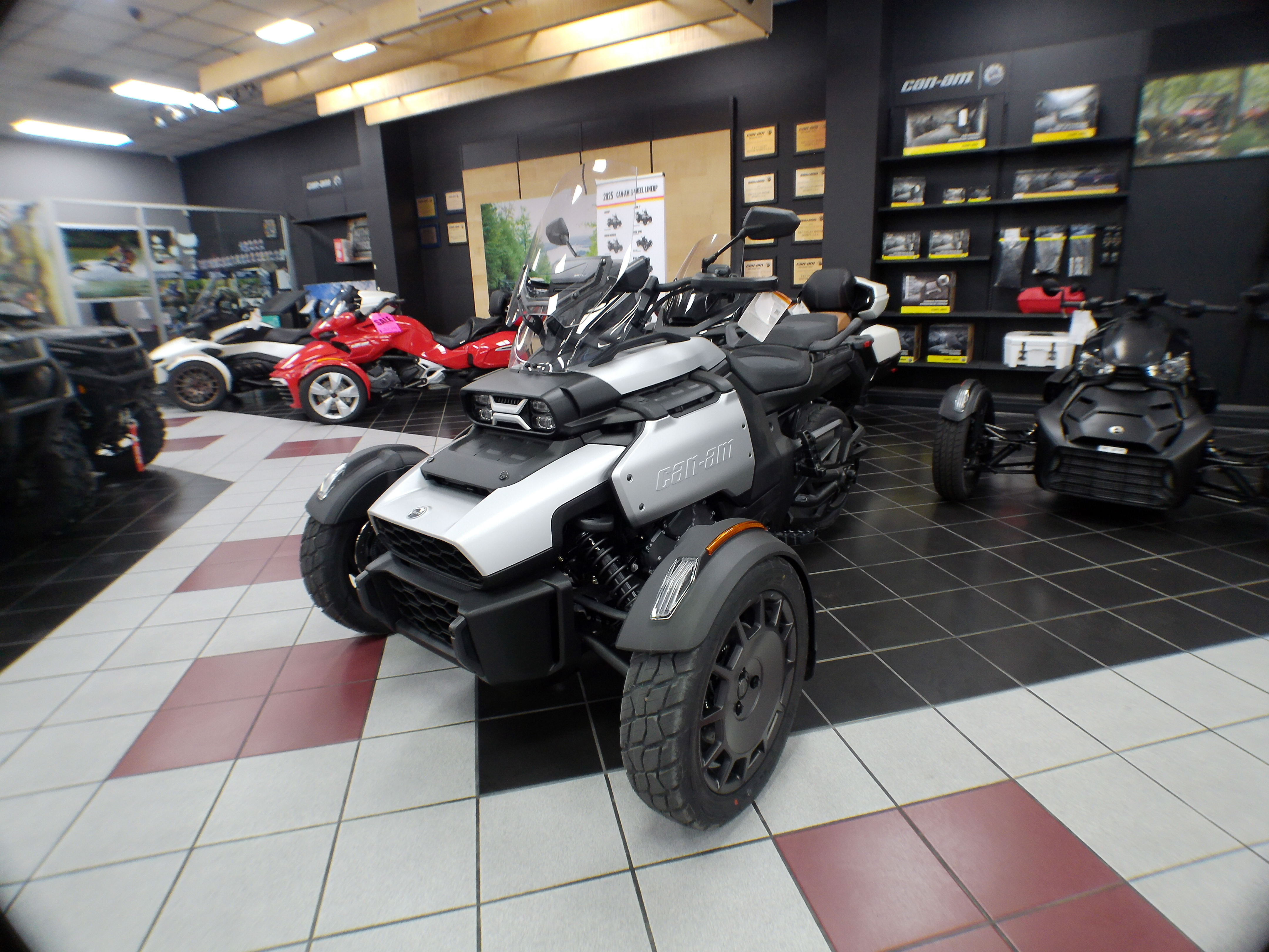 2025 Can-Am RD CANYON SE6