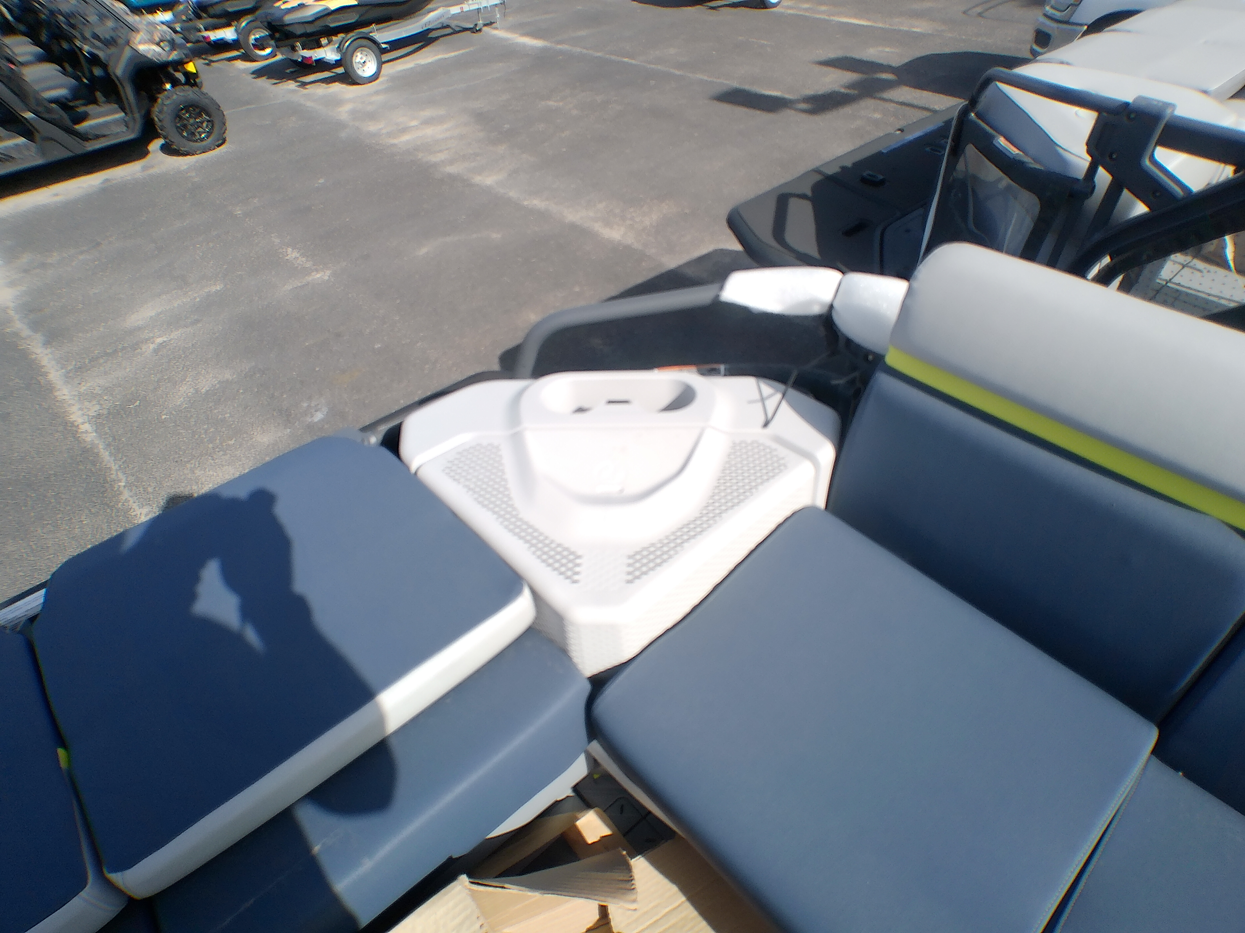 2025 Sea-Doo SWITCH 21 (Boat & Trailer) - Photo 6