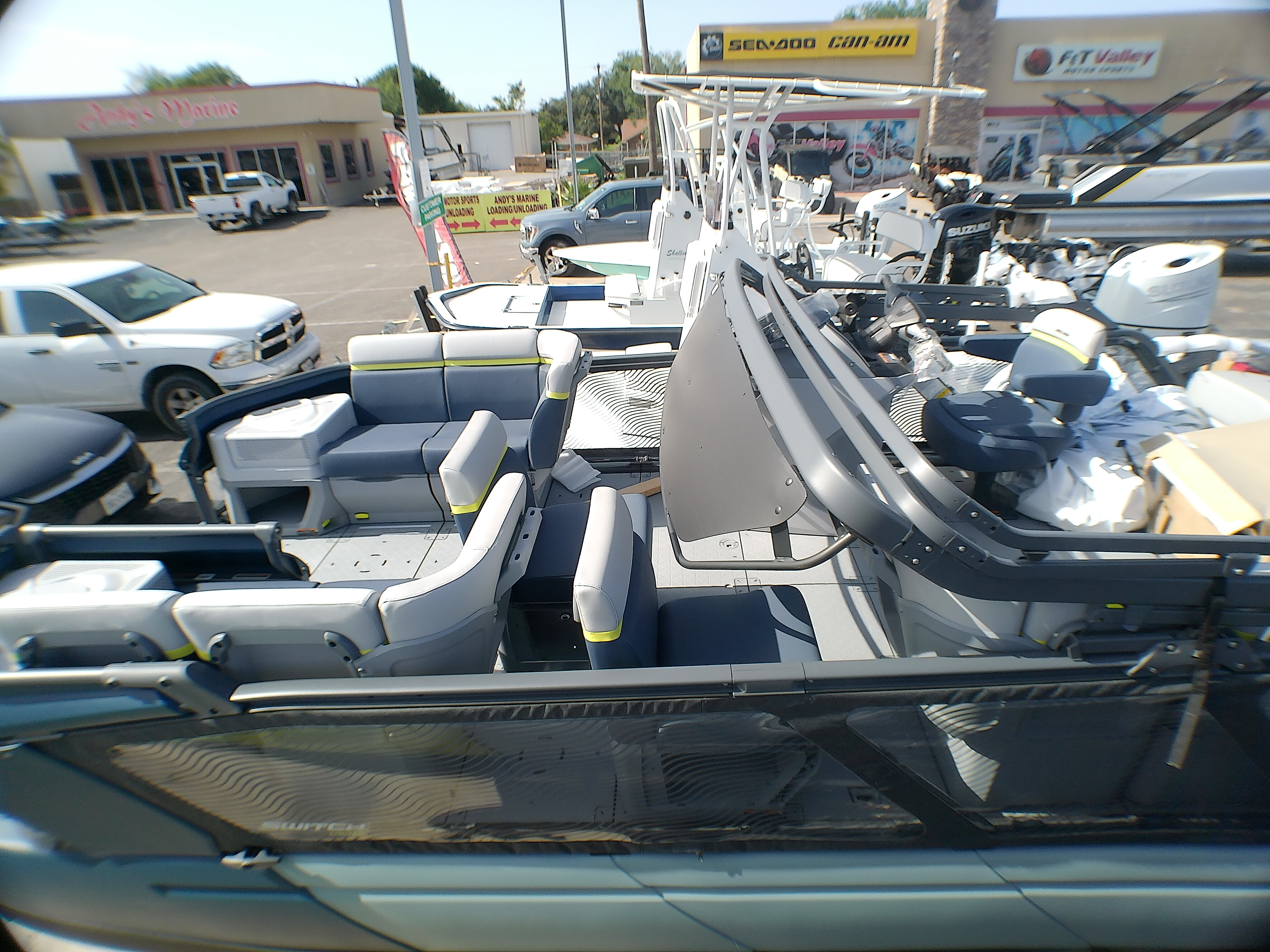 2025 Sea-Doo SWITCH 21 (Boat & Trailer) - Photo 16