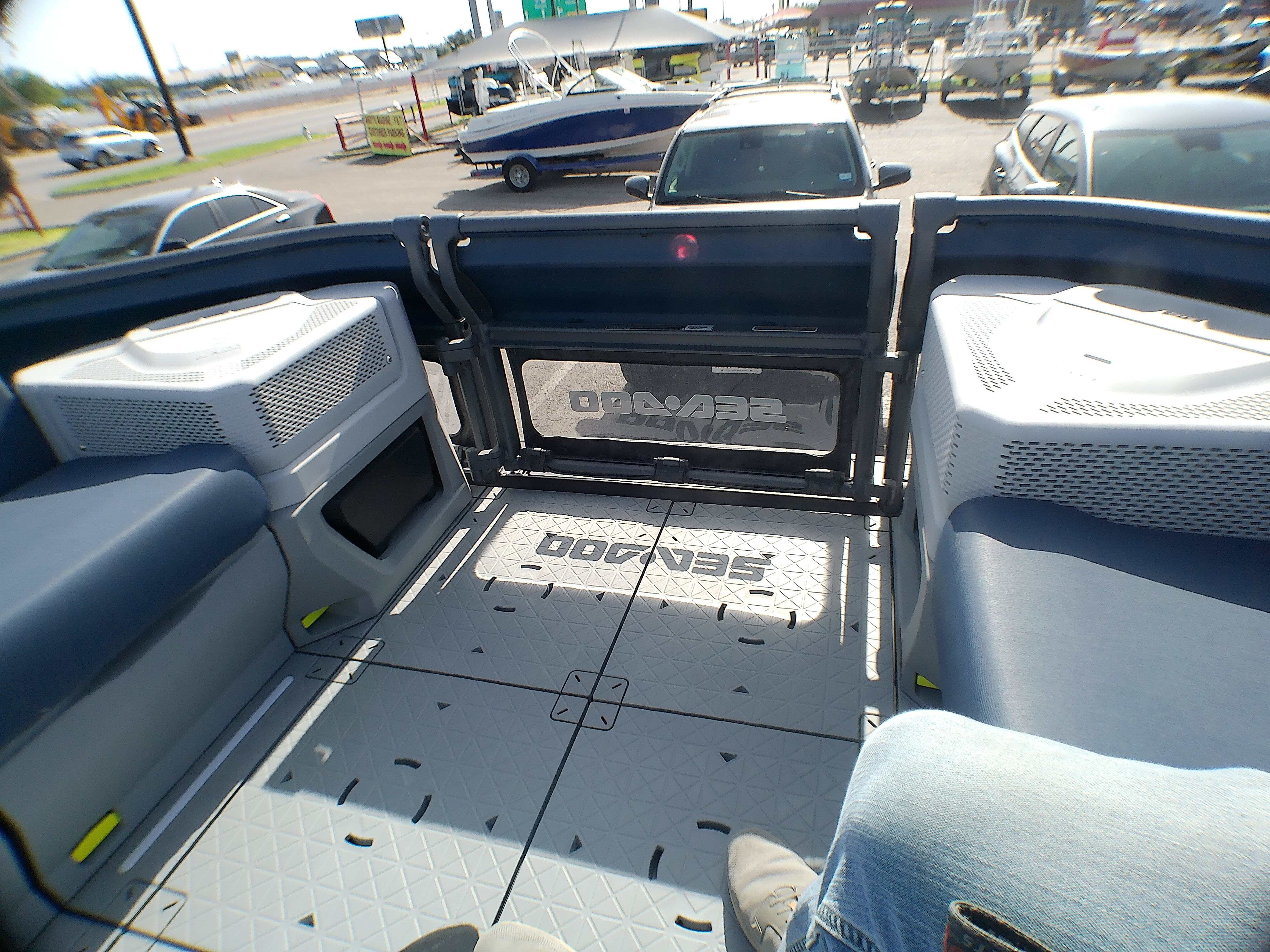 2025 Sea-Doo SWITCH 21 (Boat & Trailer) - Photo 4