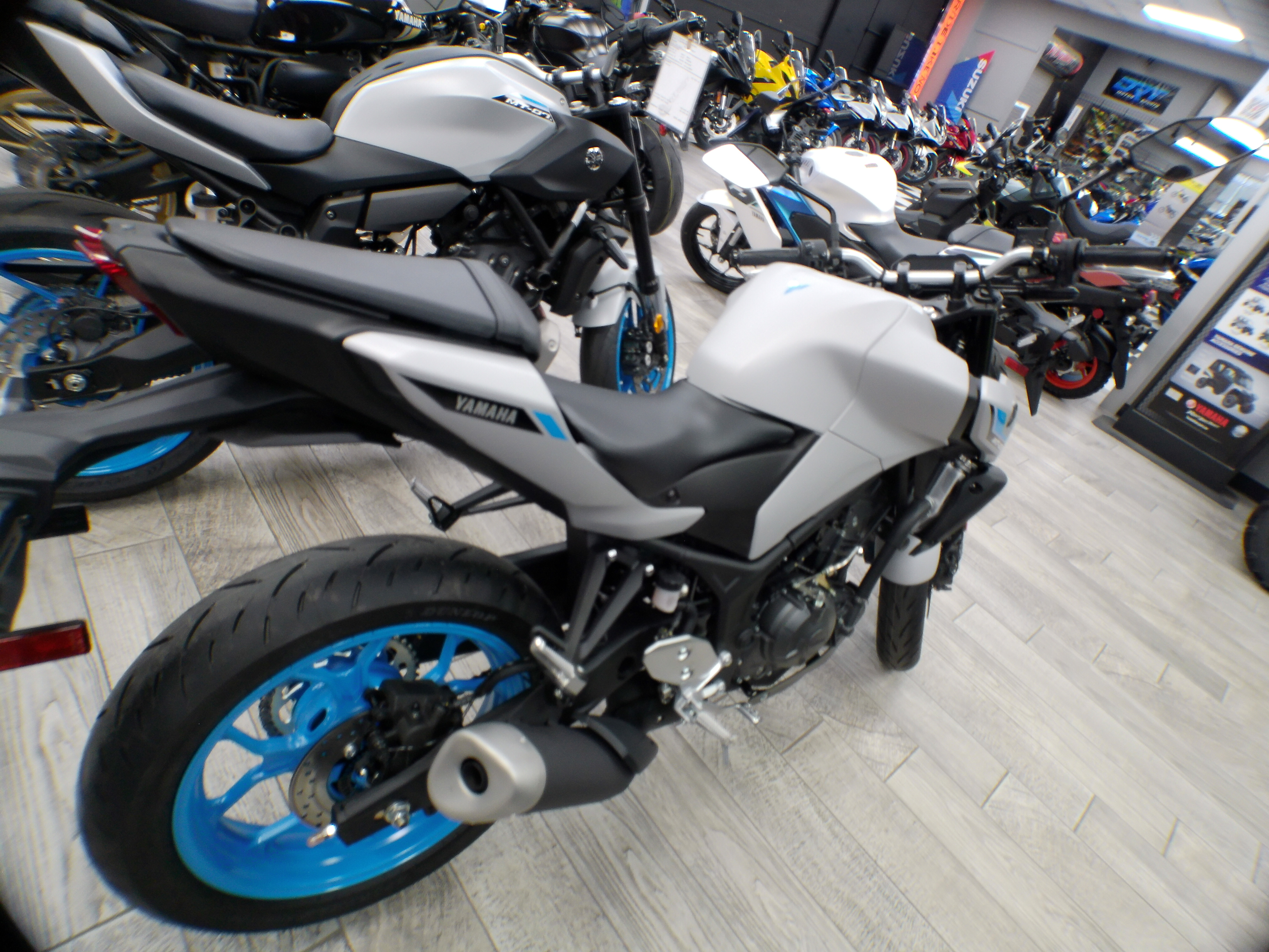 2025 Yamaha MT-03 - Photo 2