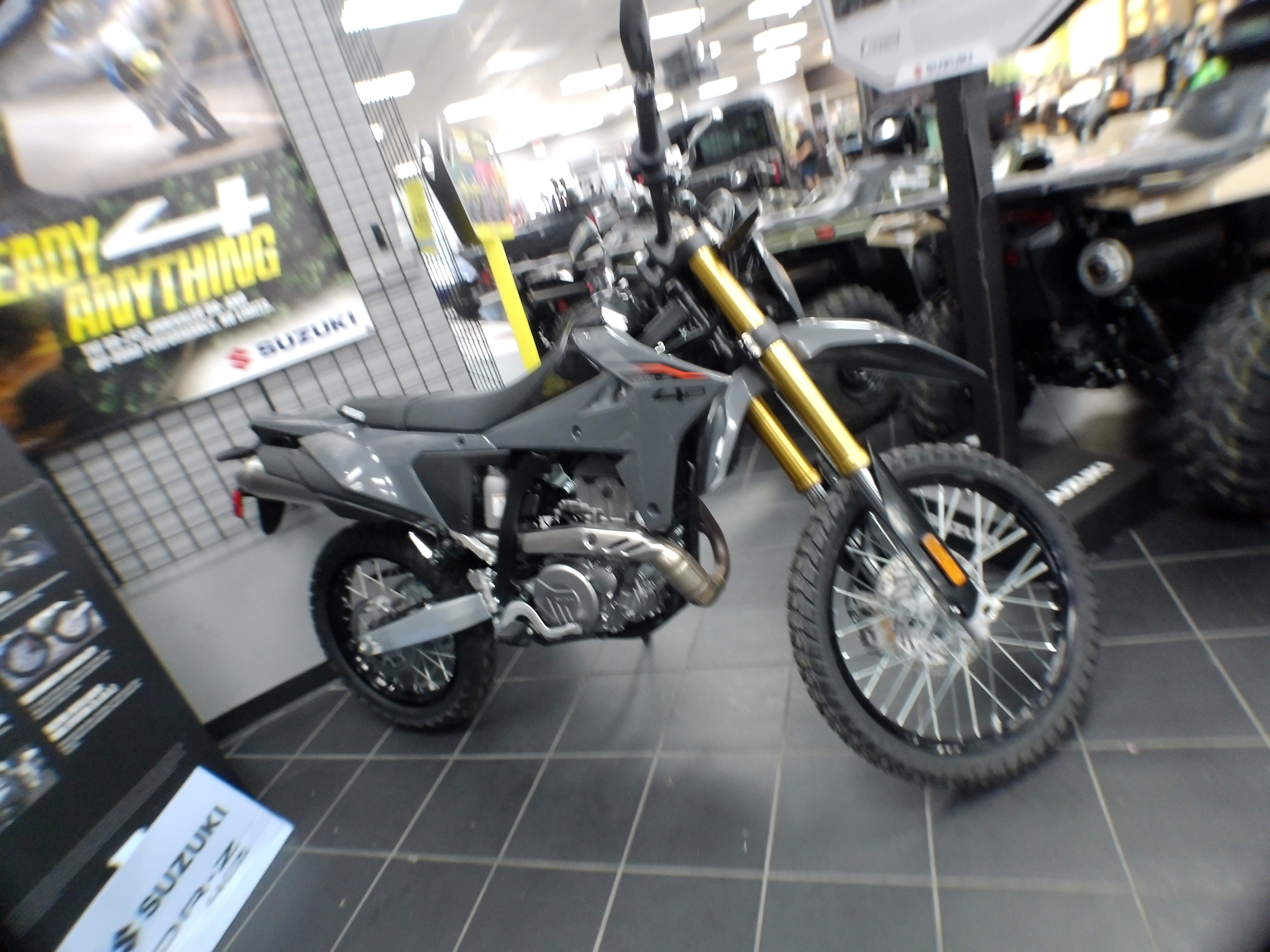 2025 Suzuki DR-Z 4S - Photo 2