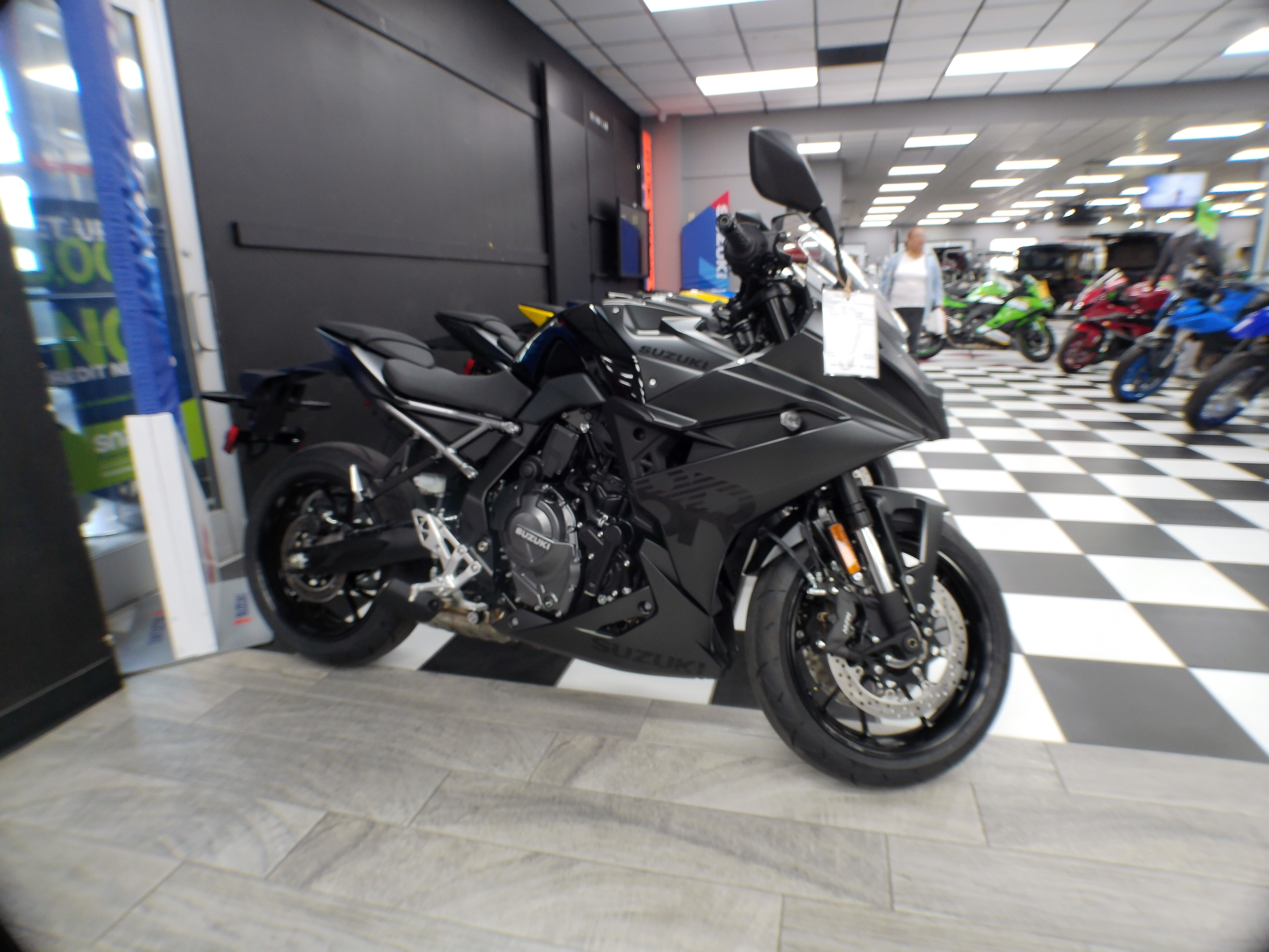 2025 Suzuki GSX-S 8R - Photo 4