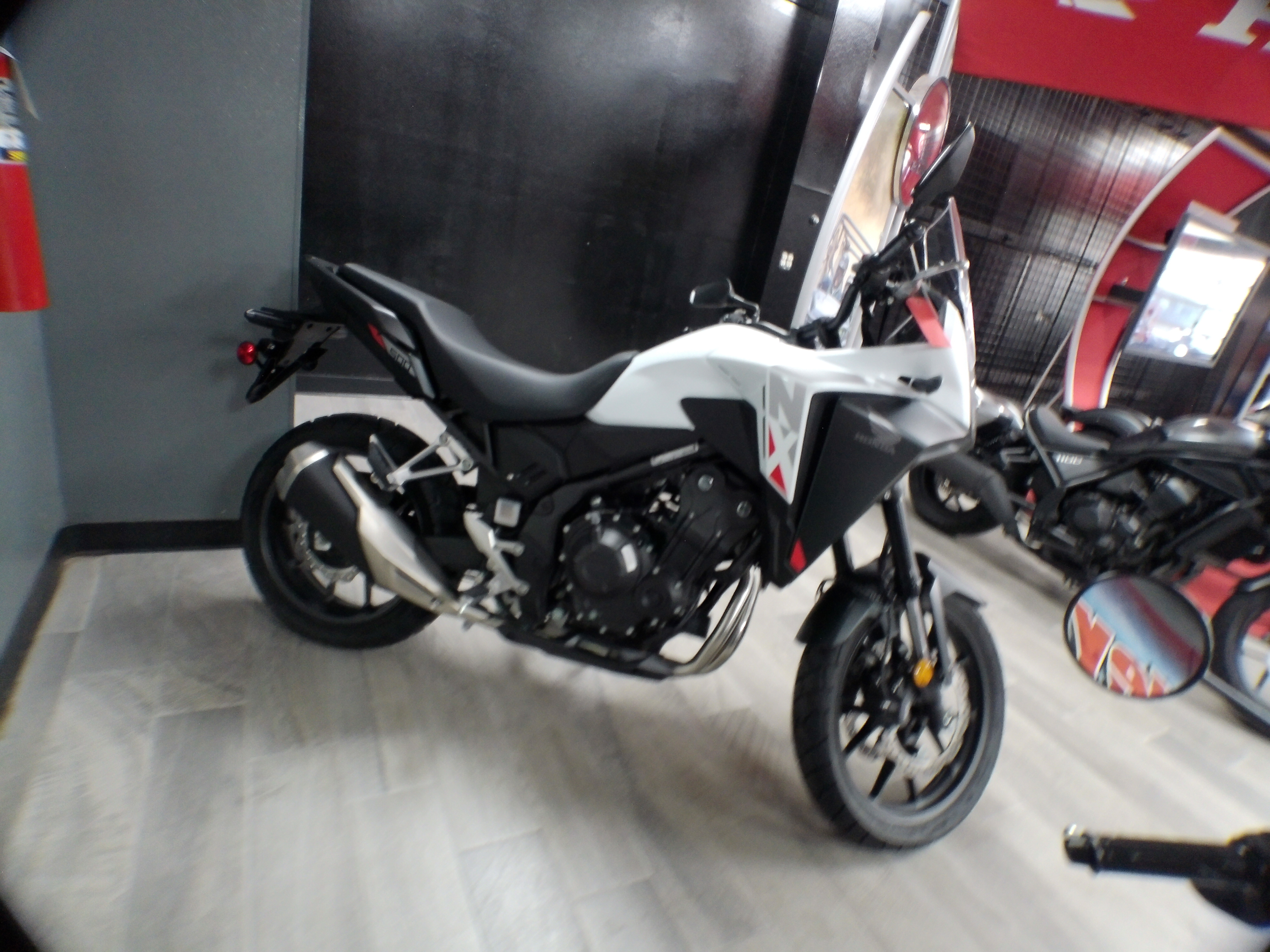 2025 Honda NX500 - Photo 3