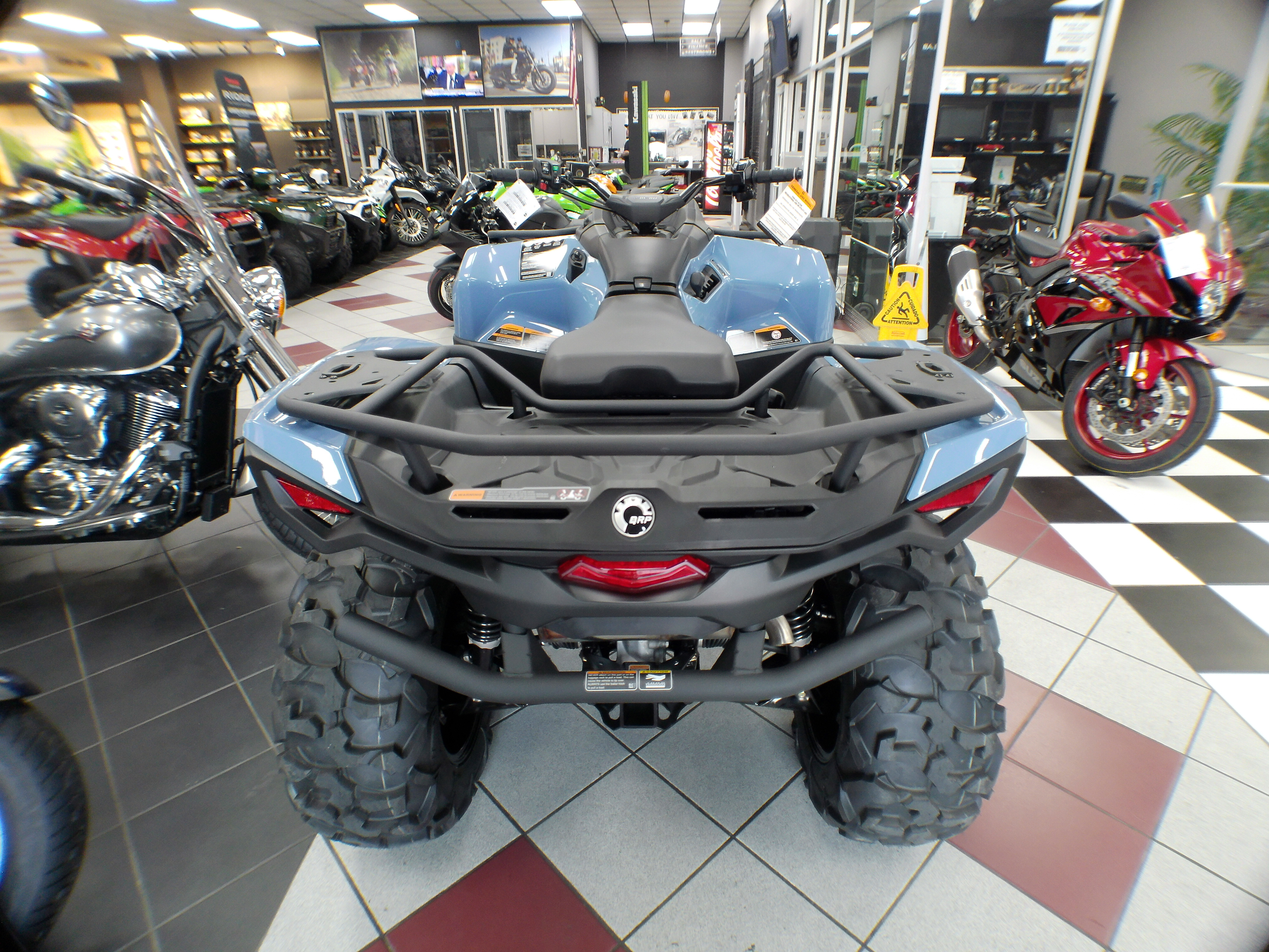 2025 Can-Am ATV OUTL XT 700 BE 25 - Photo 5