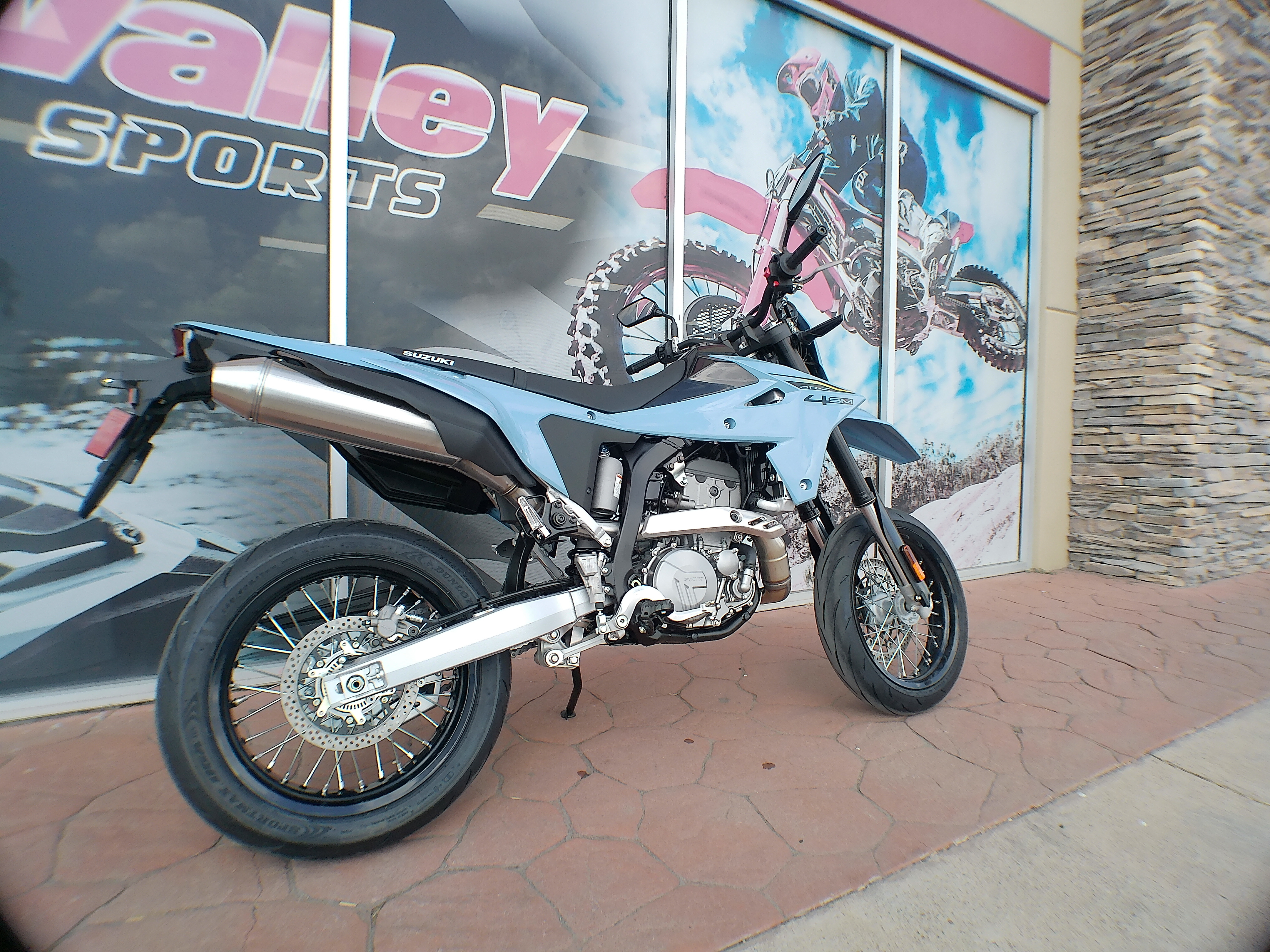 2025 Suzuki DR-Z 4SM