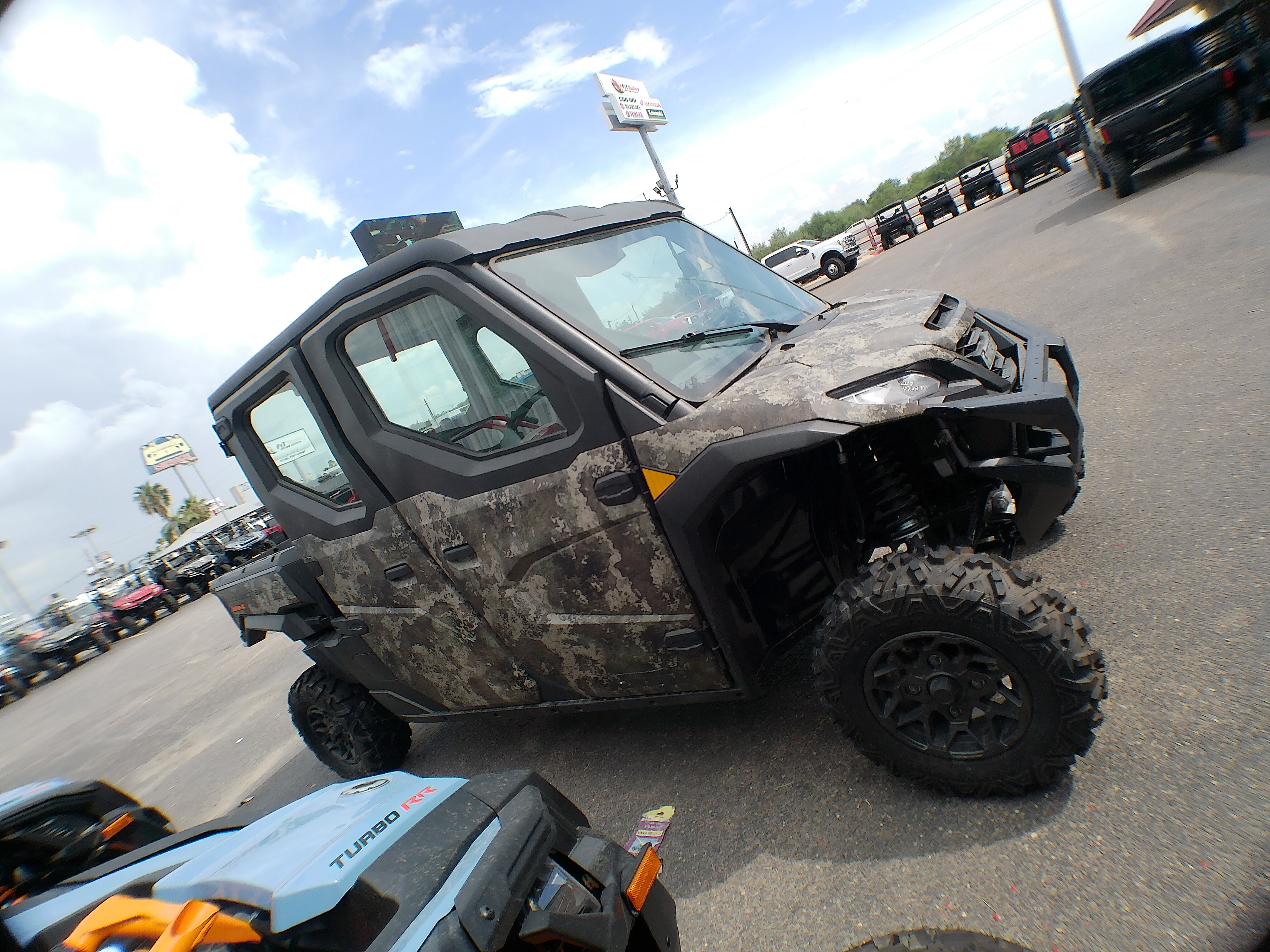 2025 Kawasaki RIDGE® CREW HVAC - Photo 4