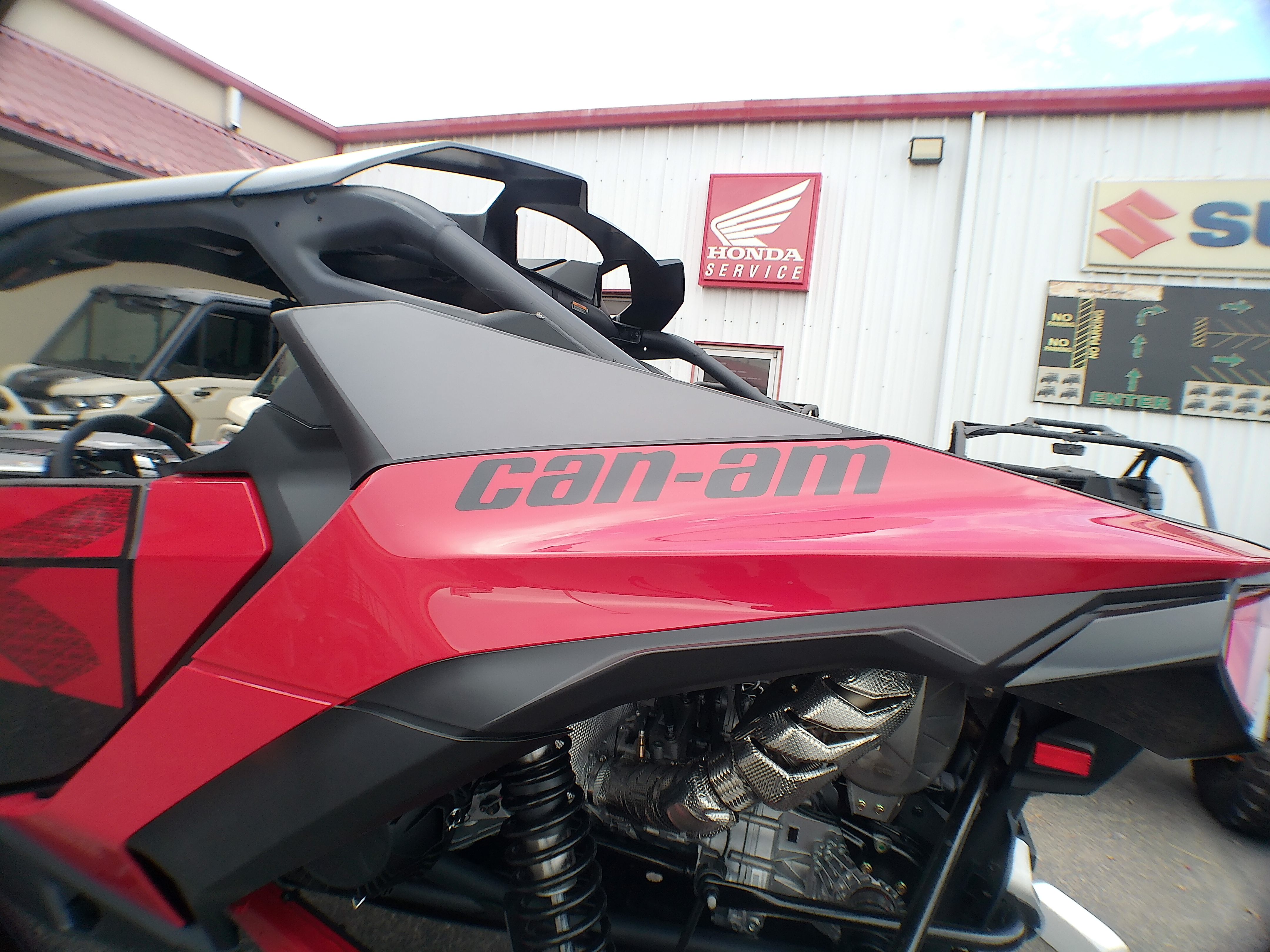 2025 Can-Am SSV MAV R X 999T RD 25 - Photo 3