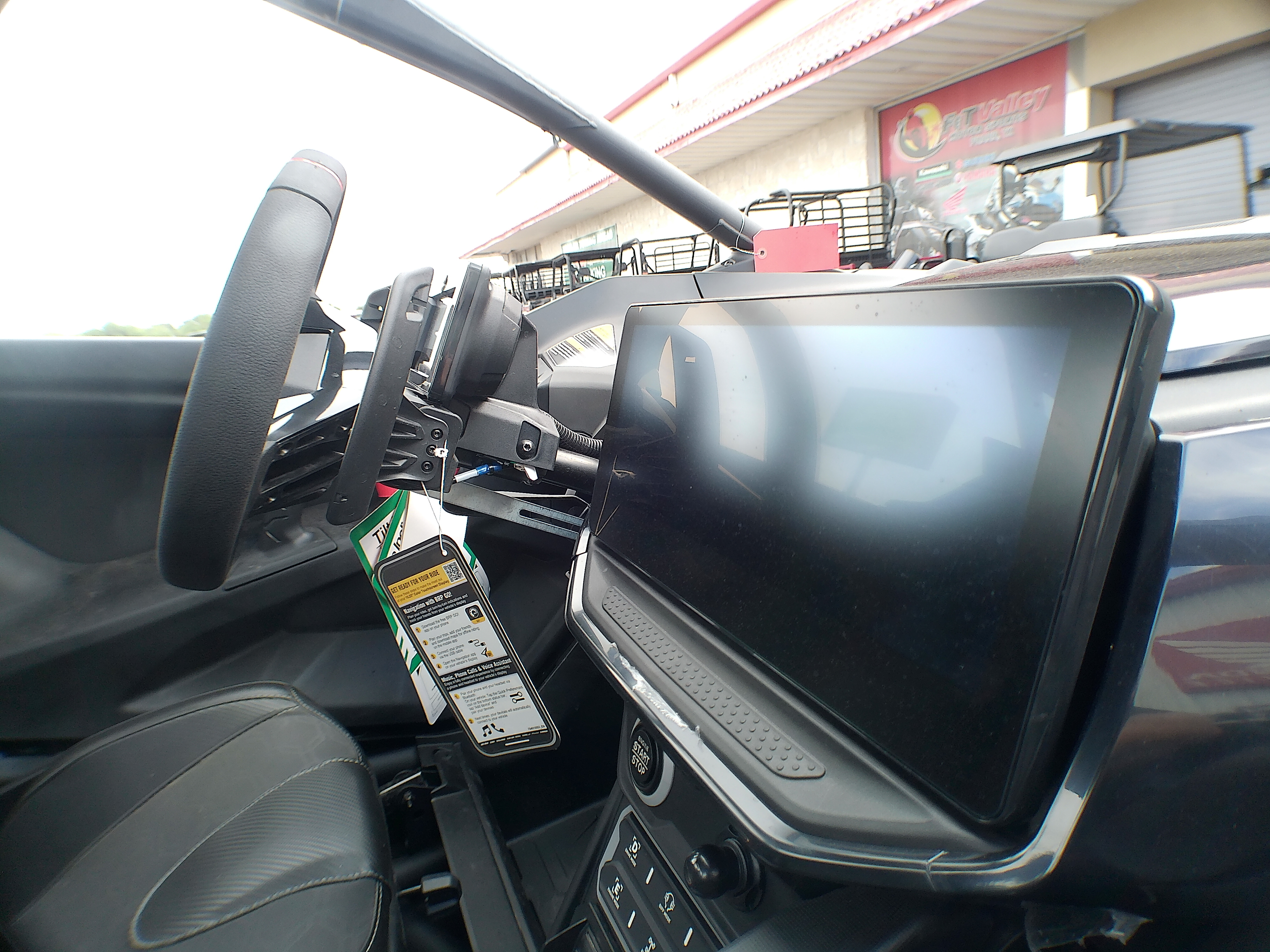 2025 Can-Am SSV MAV R X 999T RD 25 - Photo 5