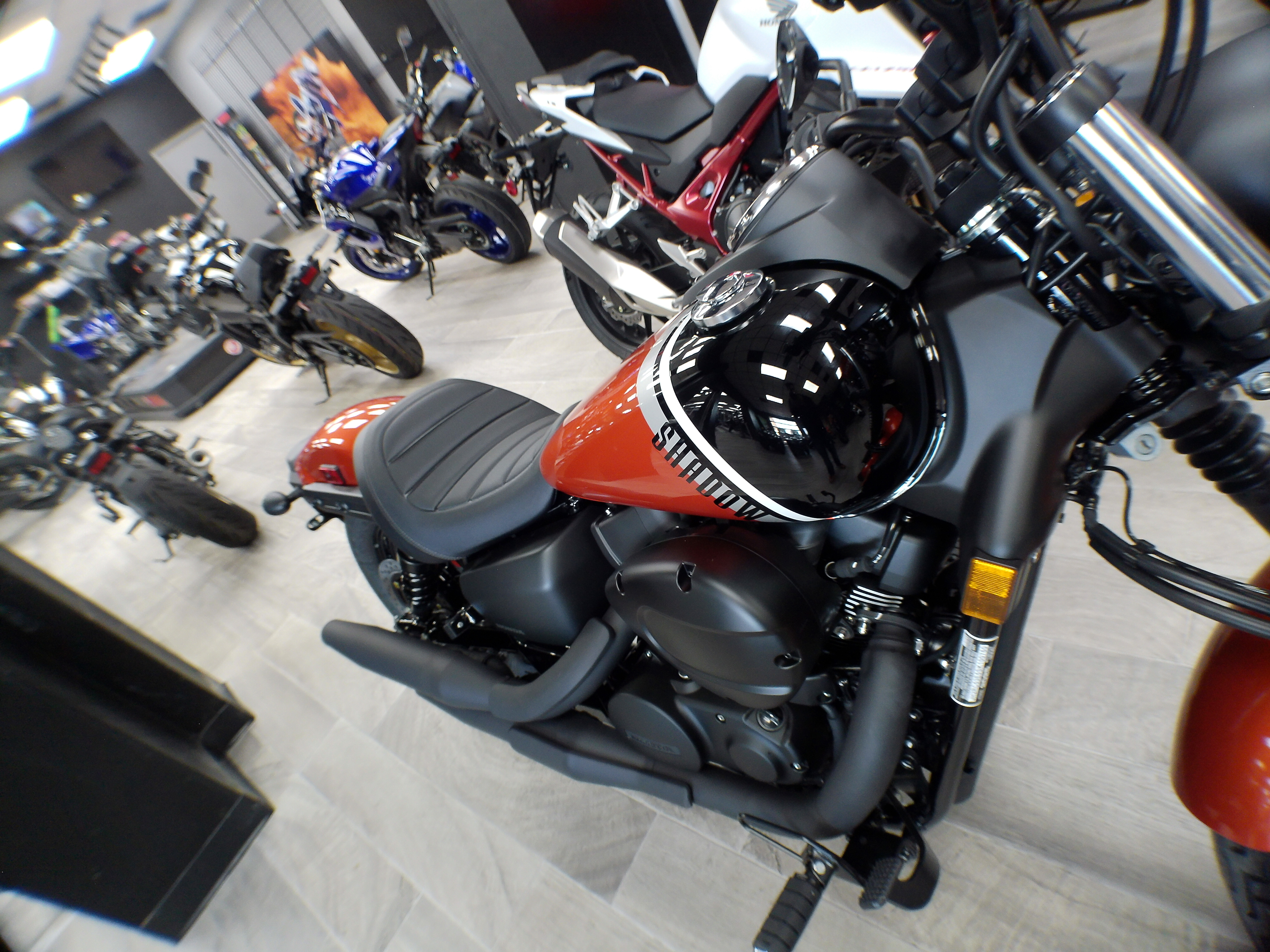 2025 Honda Shadow Phantom - Photo 5
