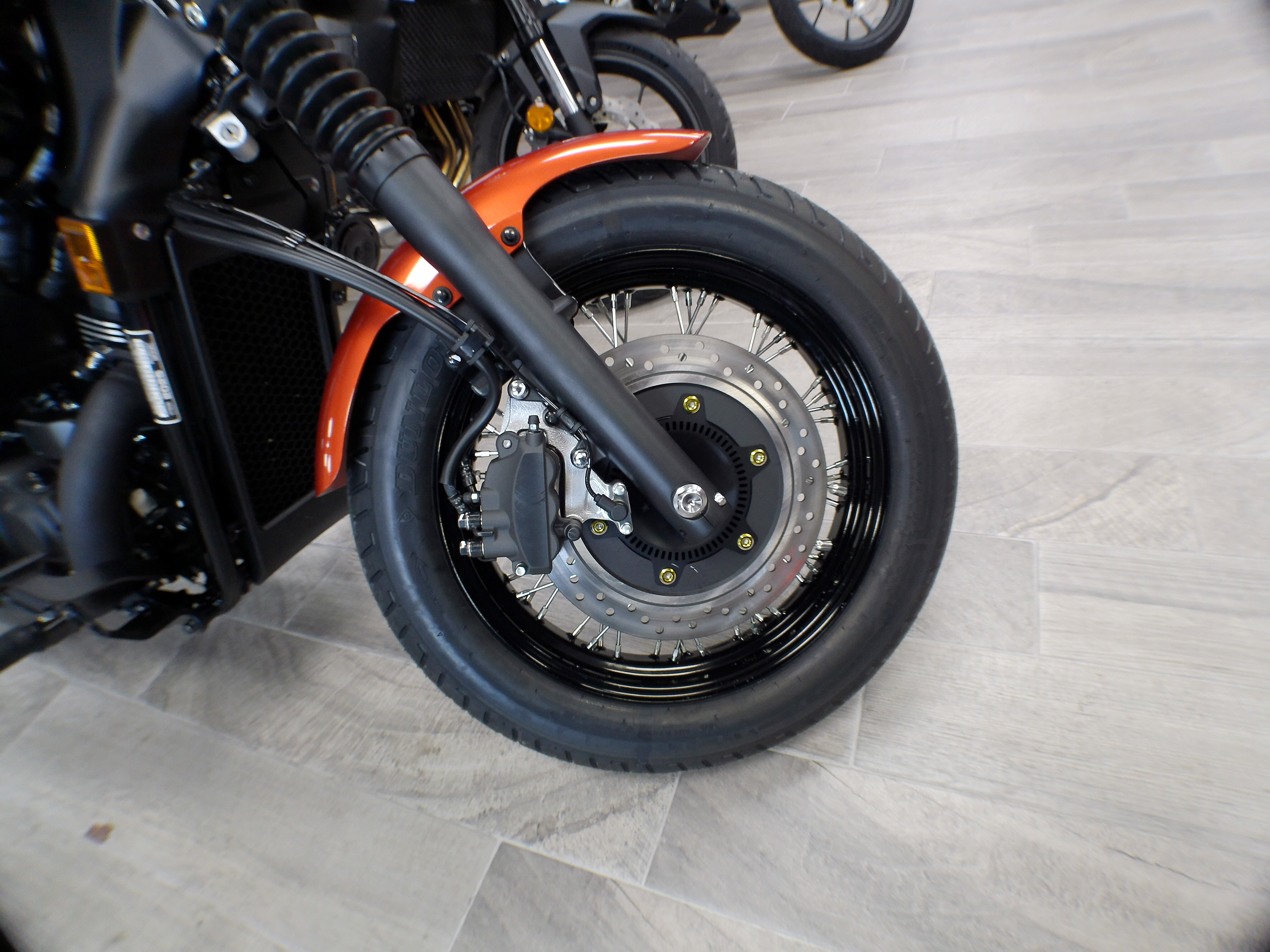 2025 Honda Shadow Phantom - Photo 6
