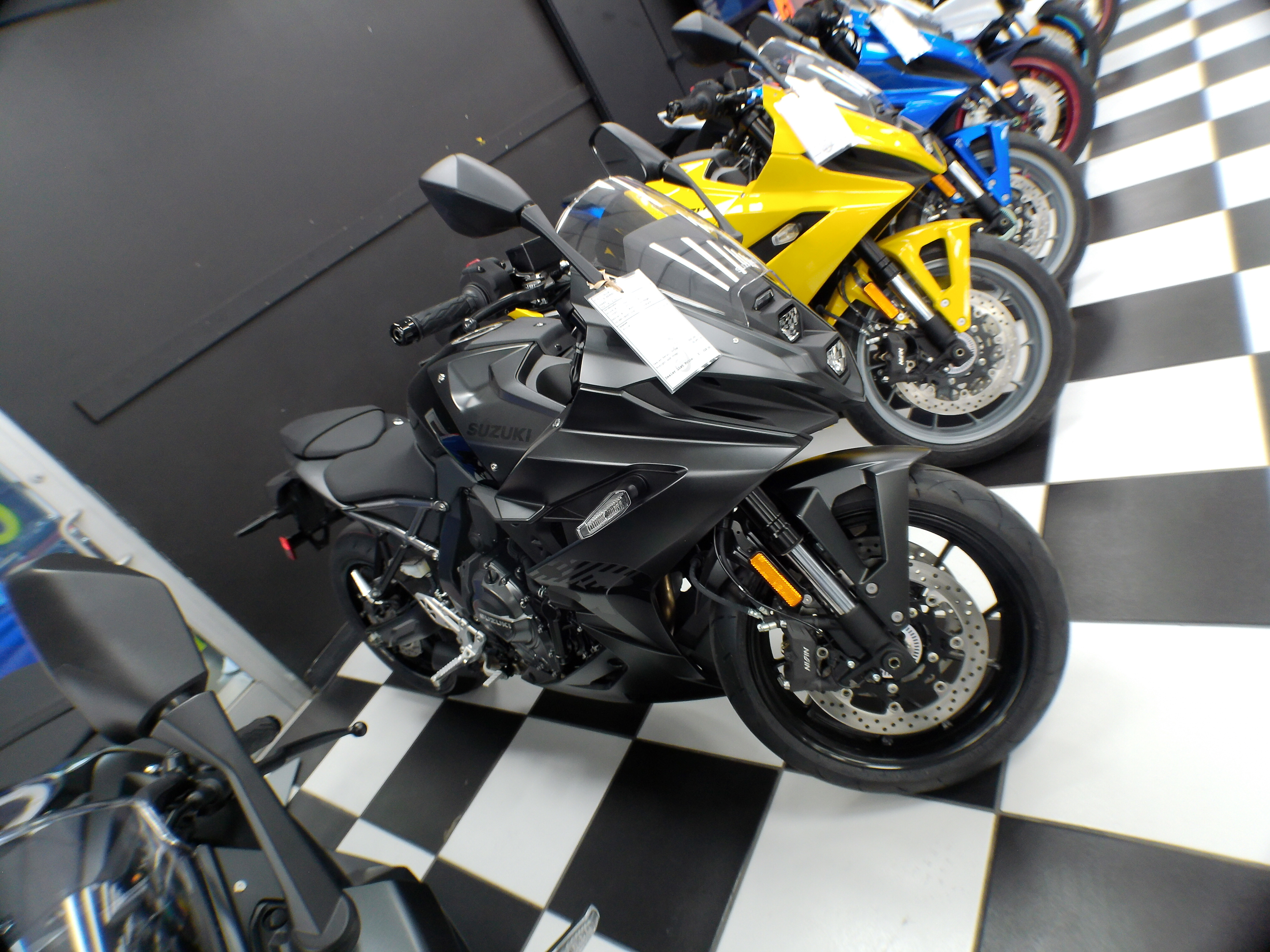 2025 Suzuki GSX-S 8R - Photo 6