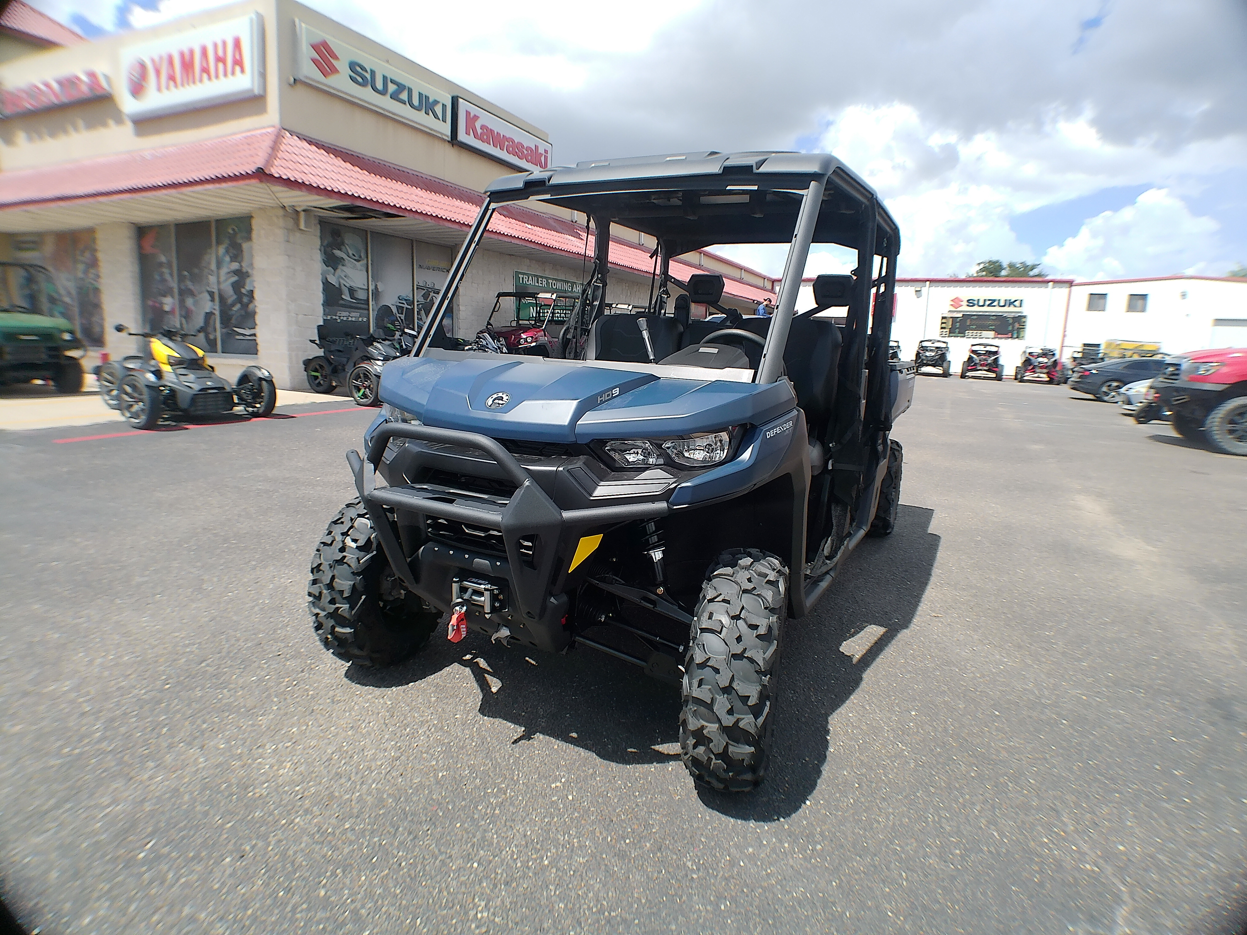 2025 Can-Am SSV DEF MAX XT 62 HD9 BE 25 - Photo 2
