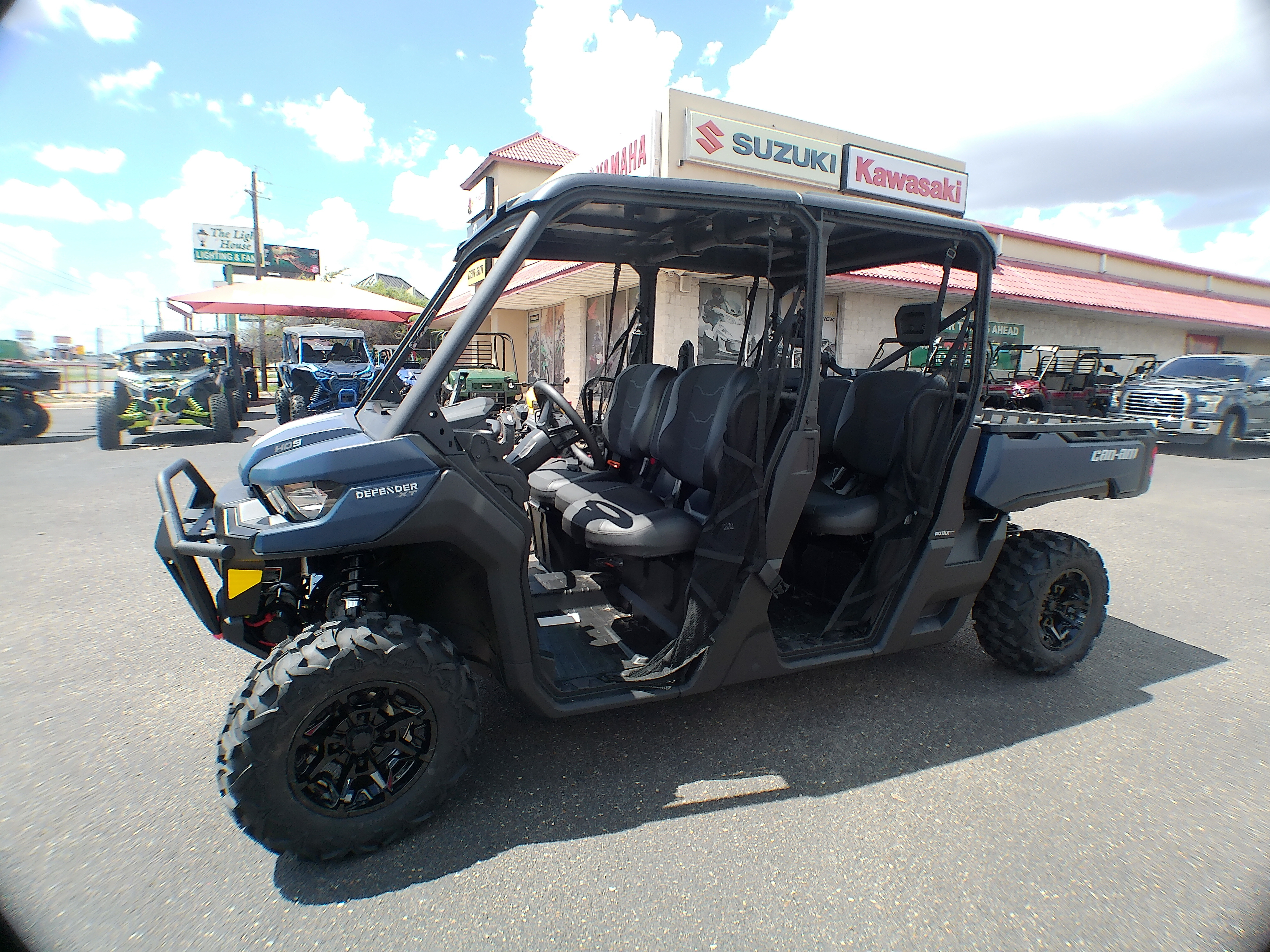2025 Can-Am SSV DEF MAX XT 62 HD9 BE 25