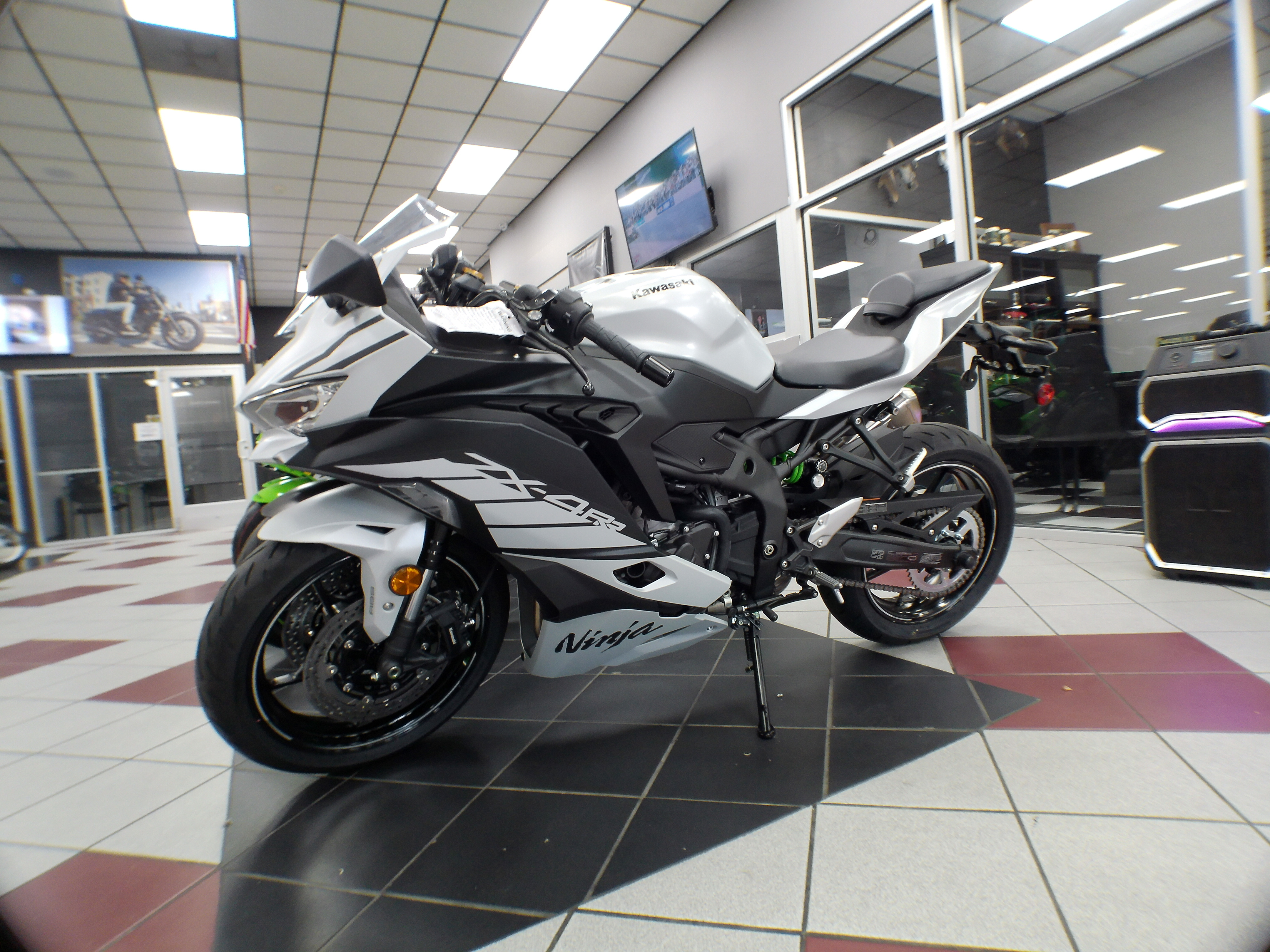 スパイク New Inventory F&T Valley Motor Sports