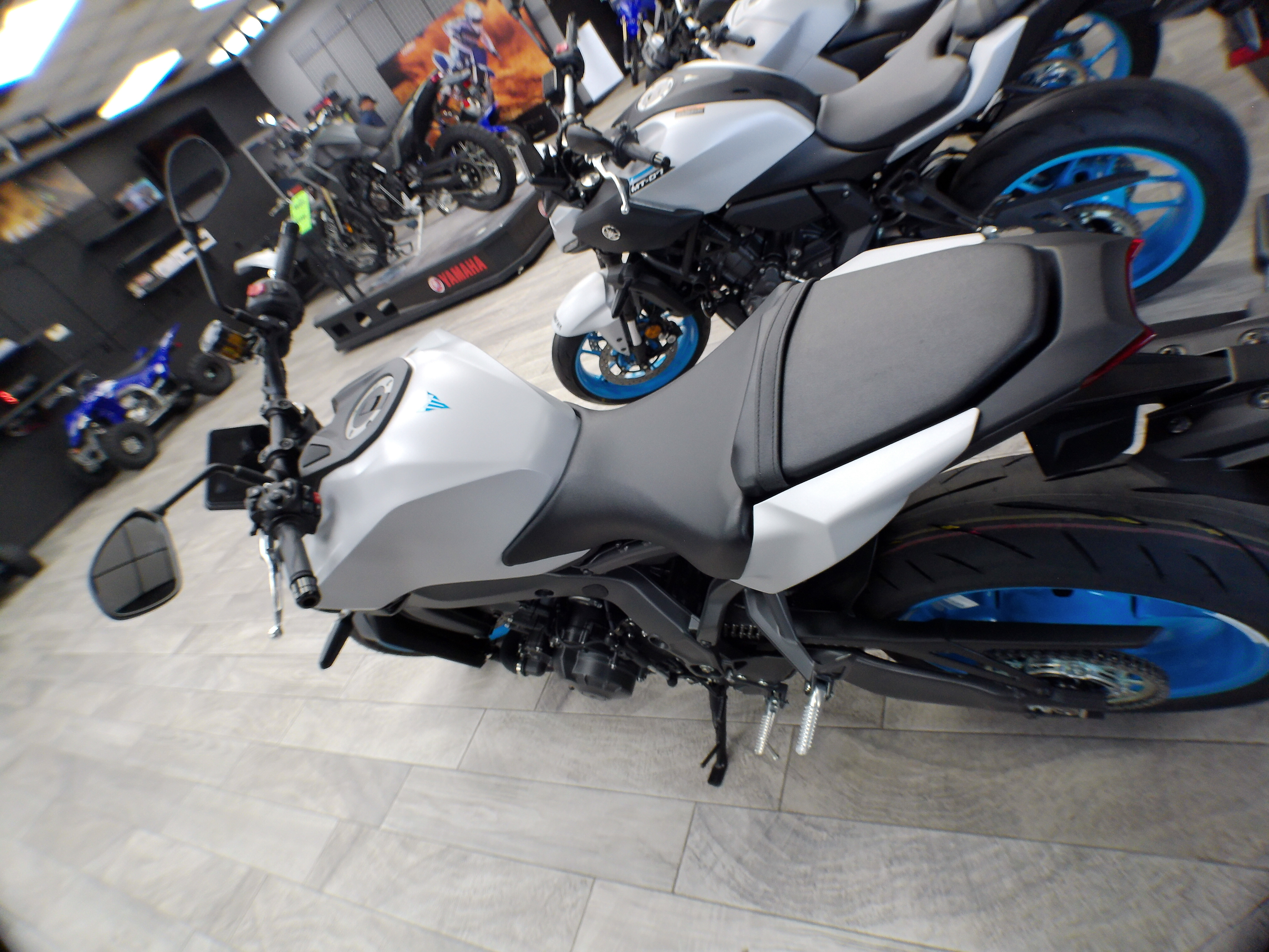 2025 Yamaha MT-09 - Photo 5