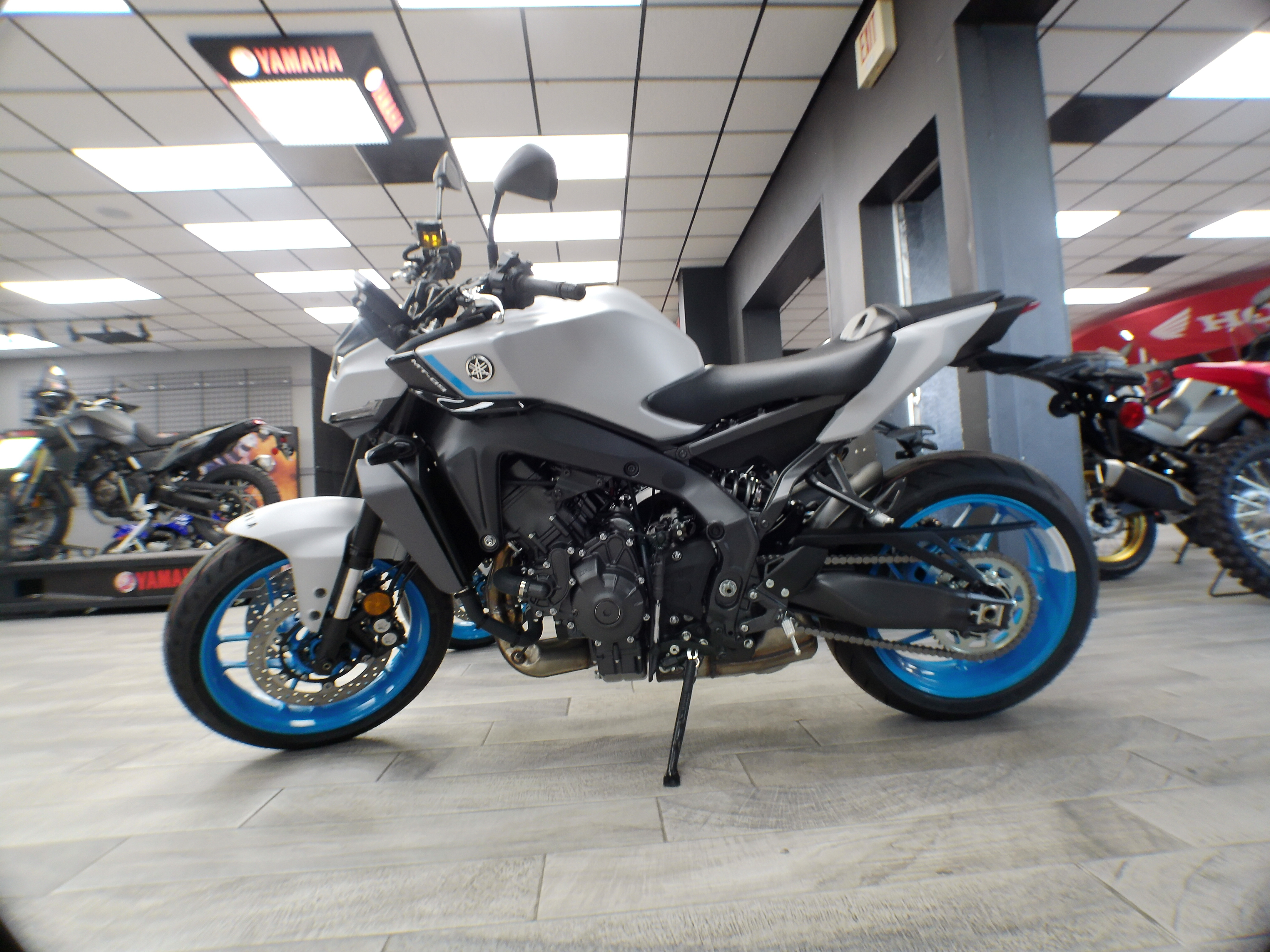 2025 Yamaha MT-09