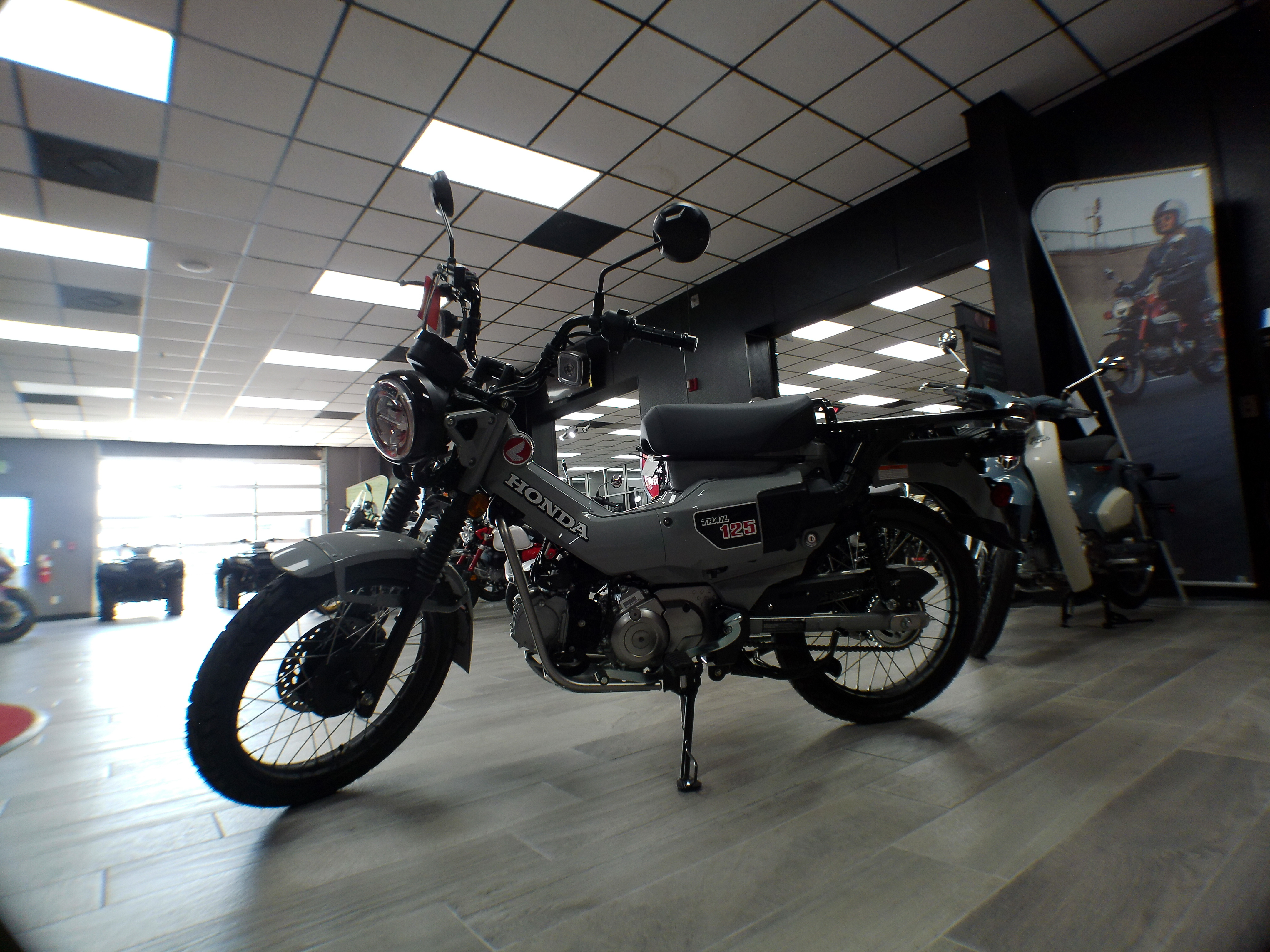2025 Honda Trail 125 - Photo 11