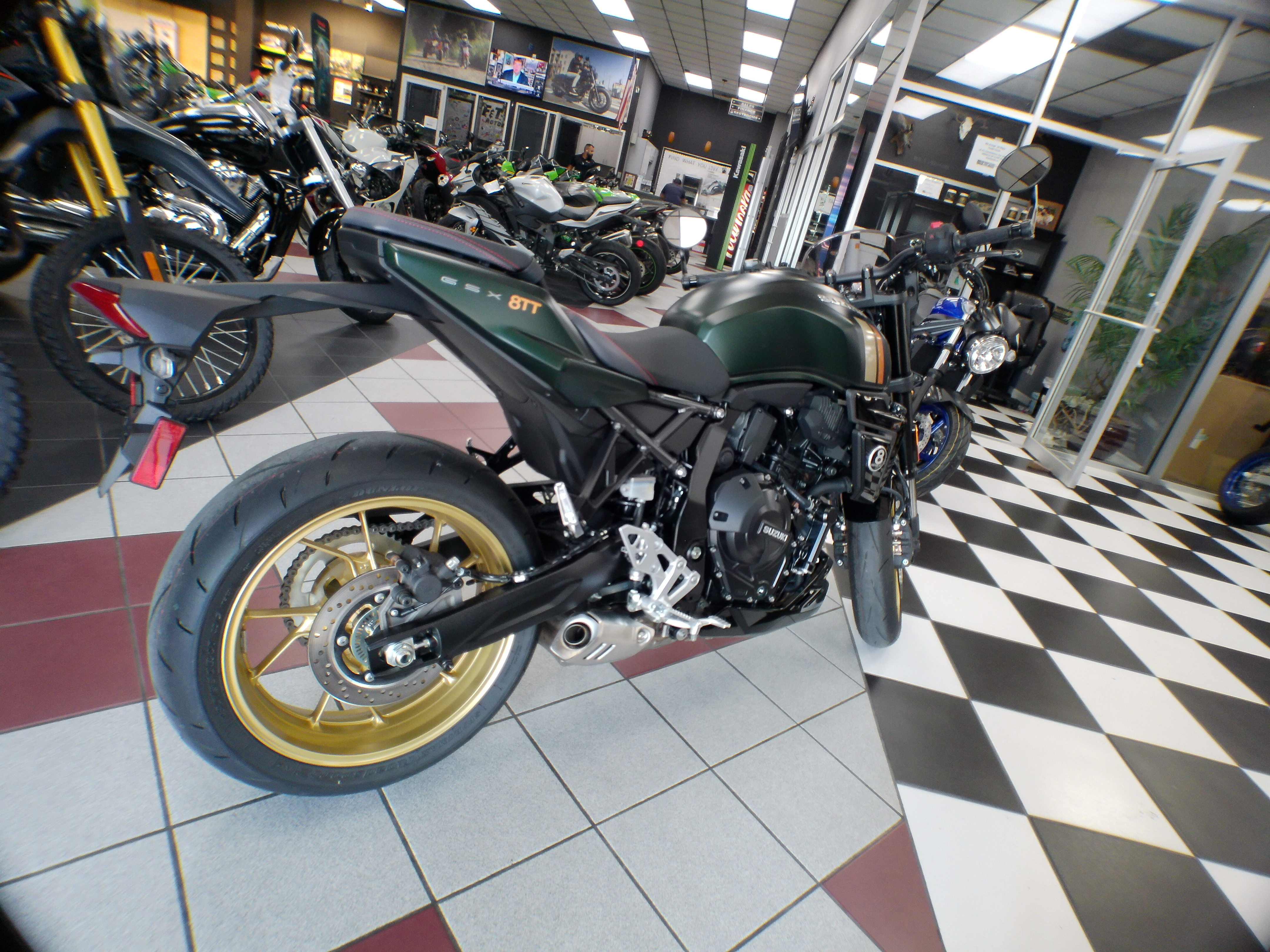 2026 Suzuki GSX 8TT - Photo 8
