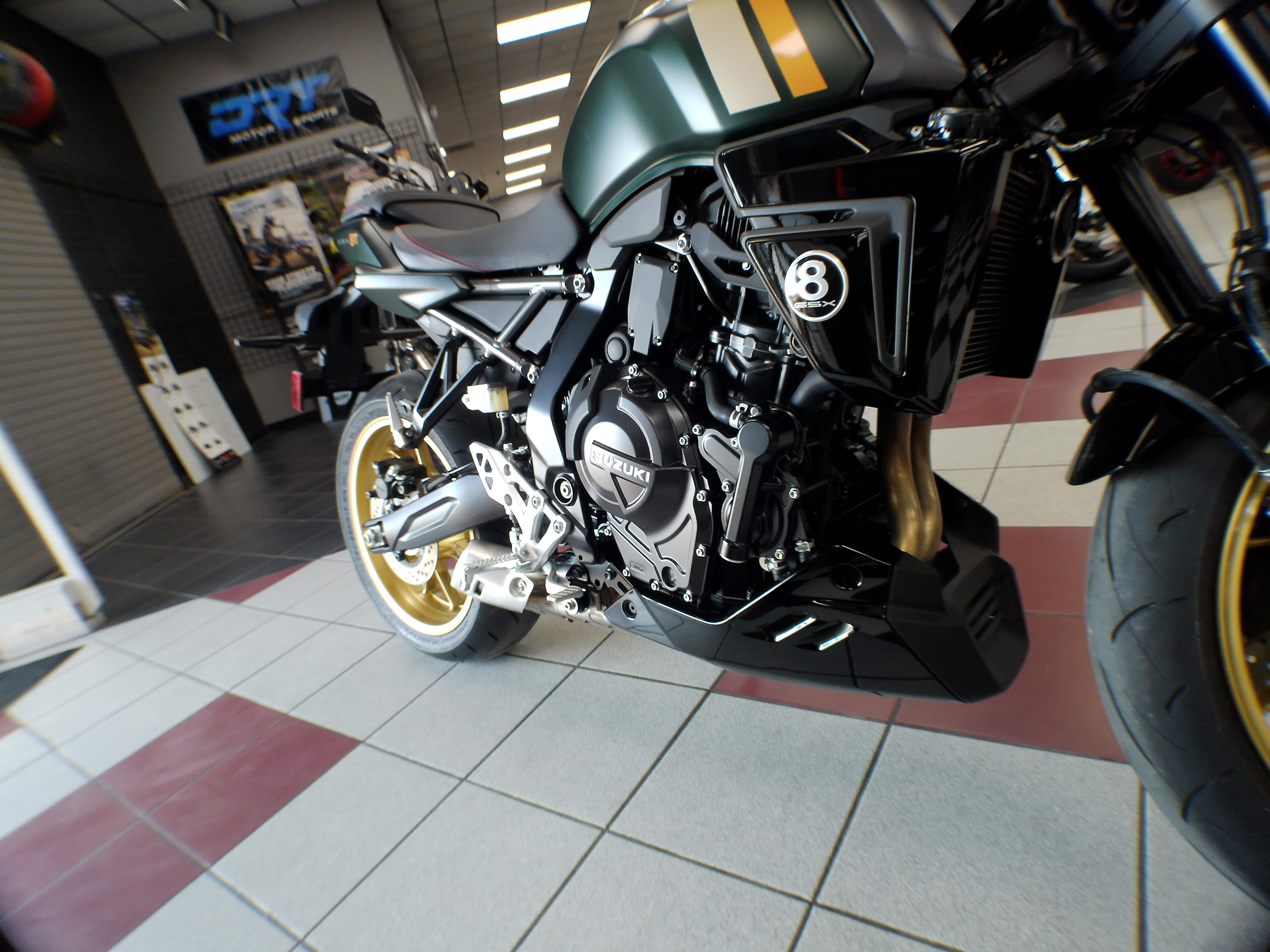 2026 Suzuki GSX 8TT - Photo 10