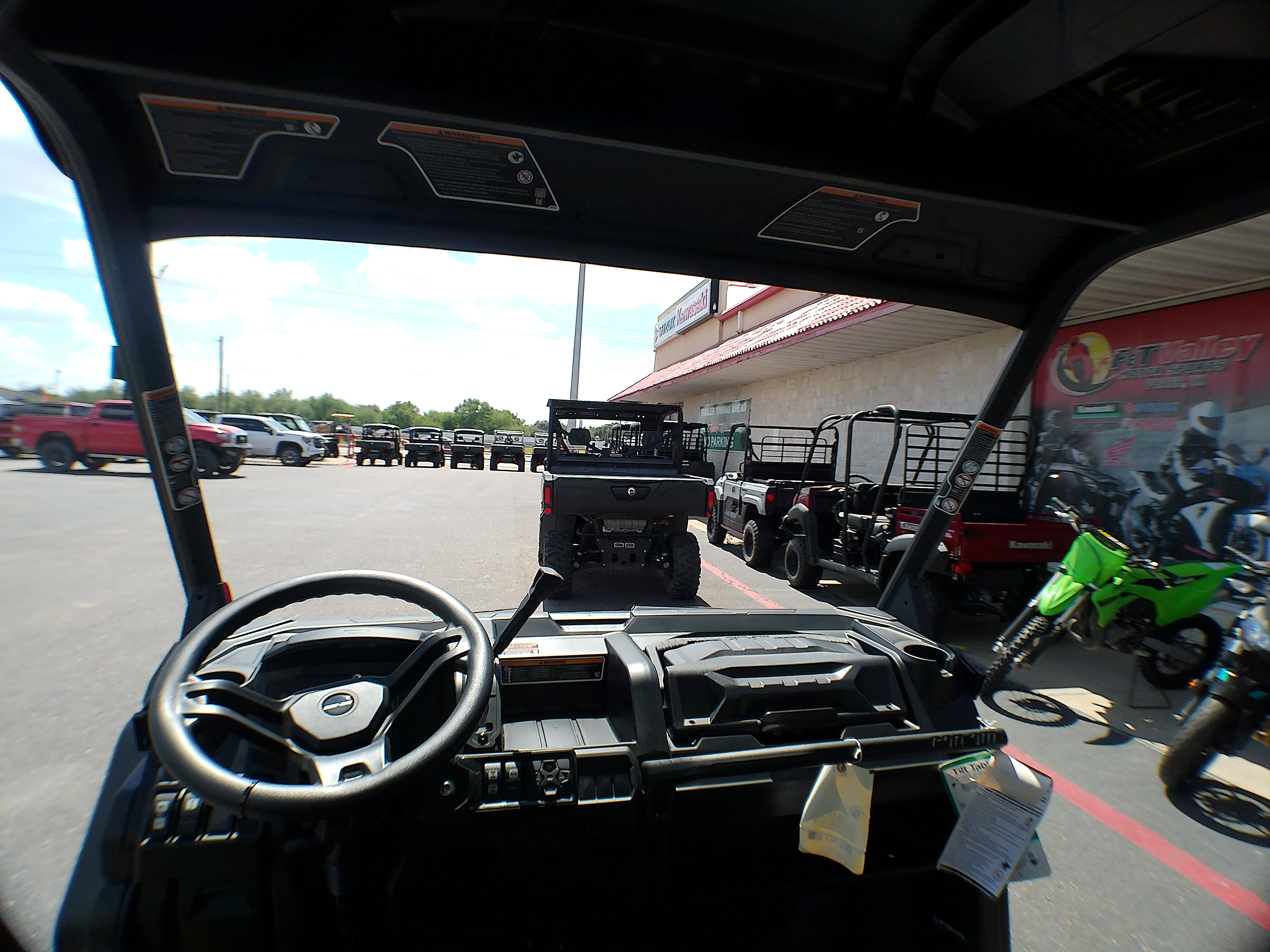 2025 Can-Am SSV DEF MAX XT 62 HD9 BK 25 - Photo 13