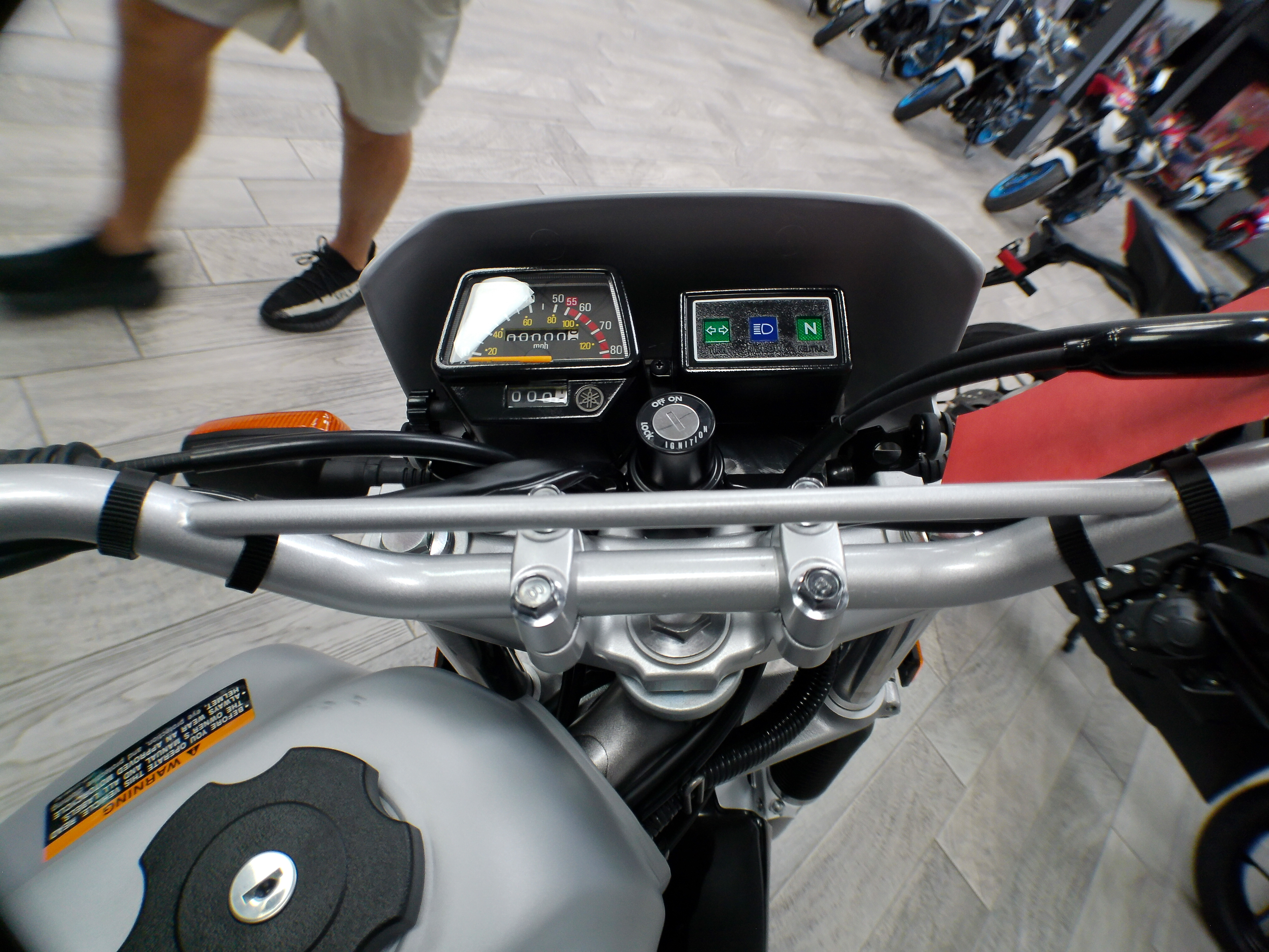 2026 Yamaha TW200 - Photo 8