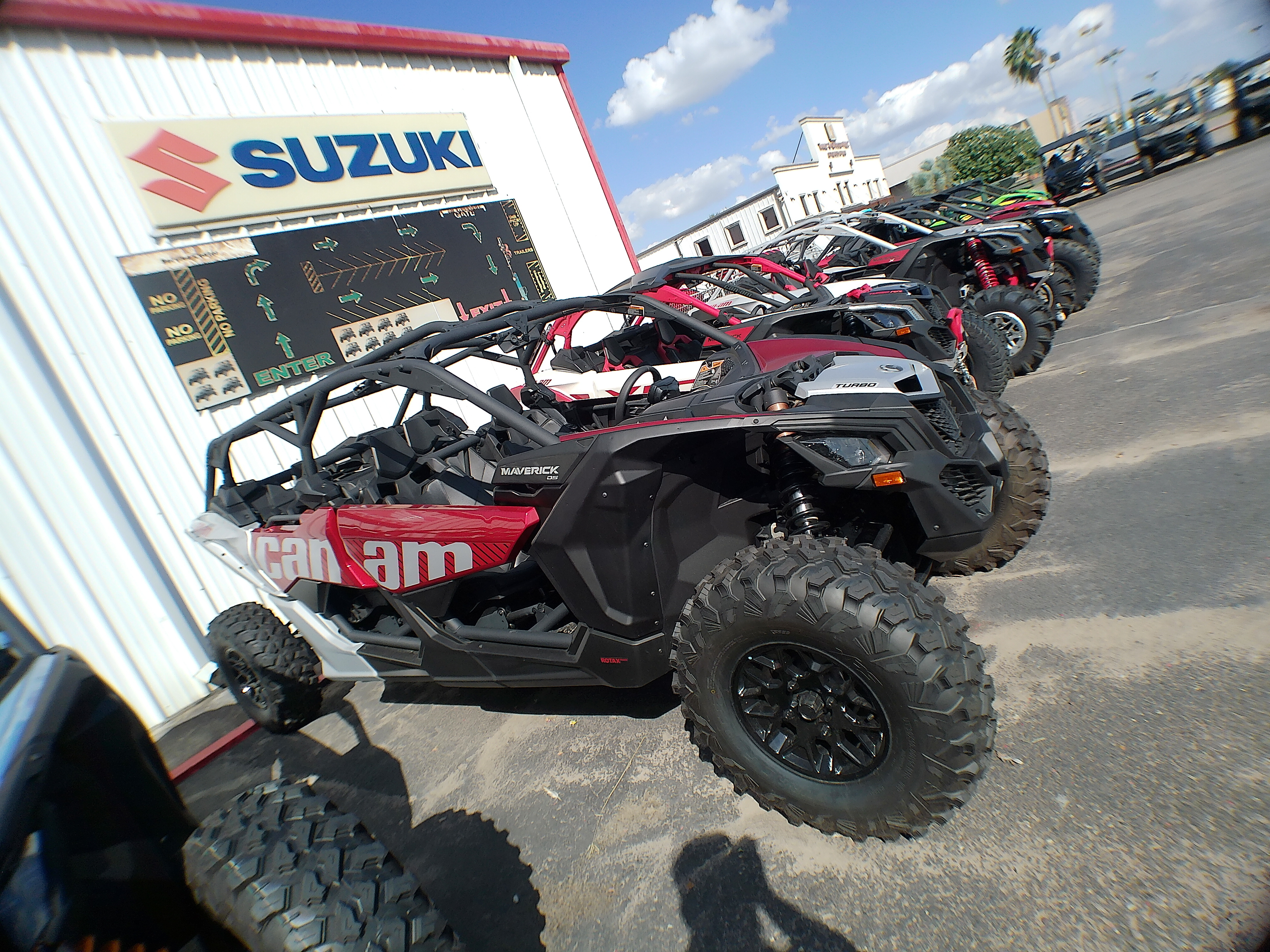2025 Can-Am SSV MAV MAX DS 64 TURB RD 25 - Photo 10