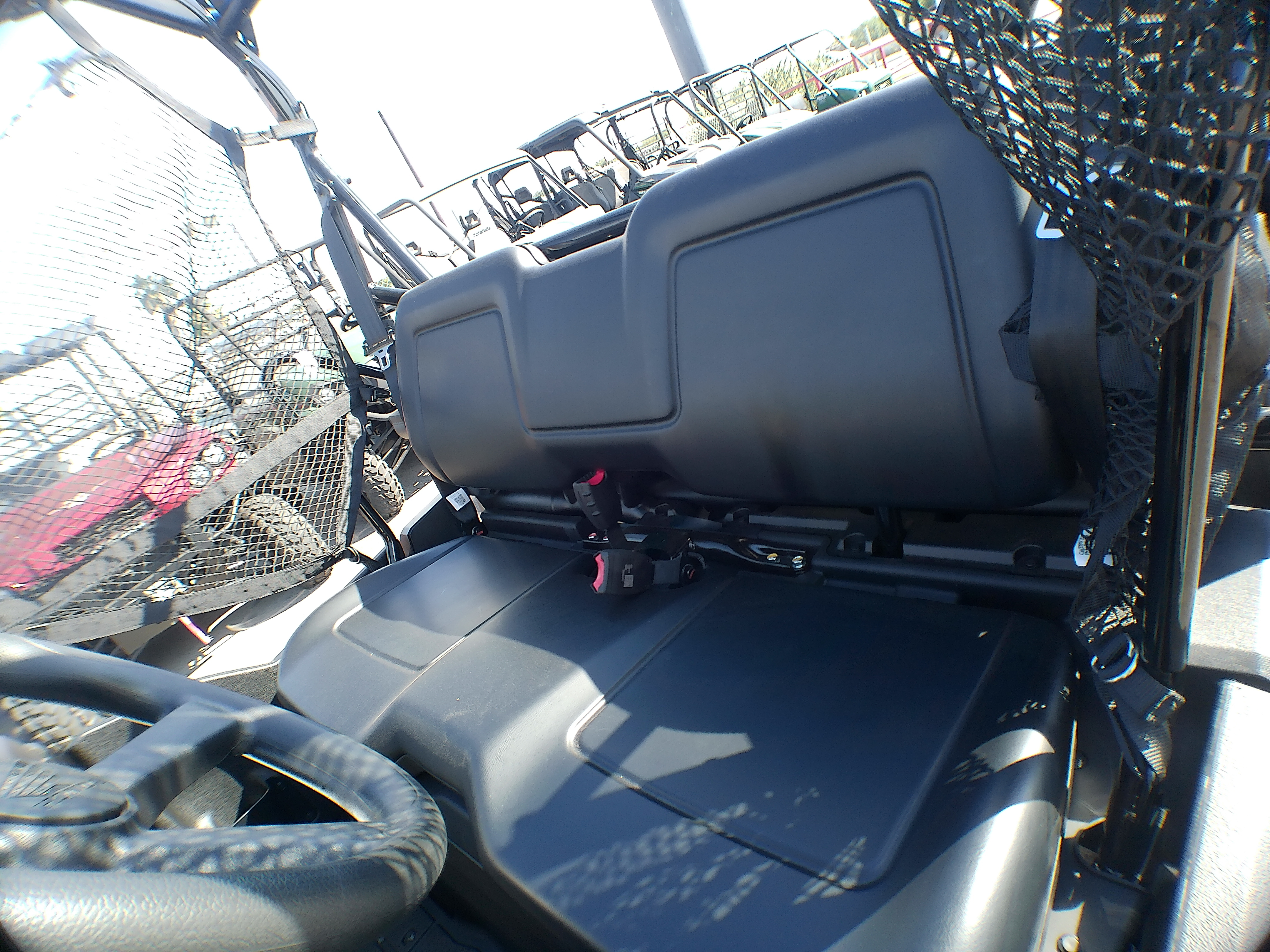 2026 Honda Pioneer 700 - Photo 6