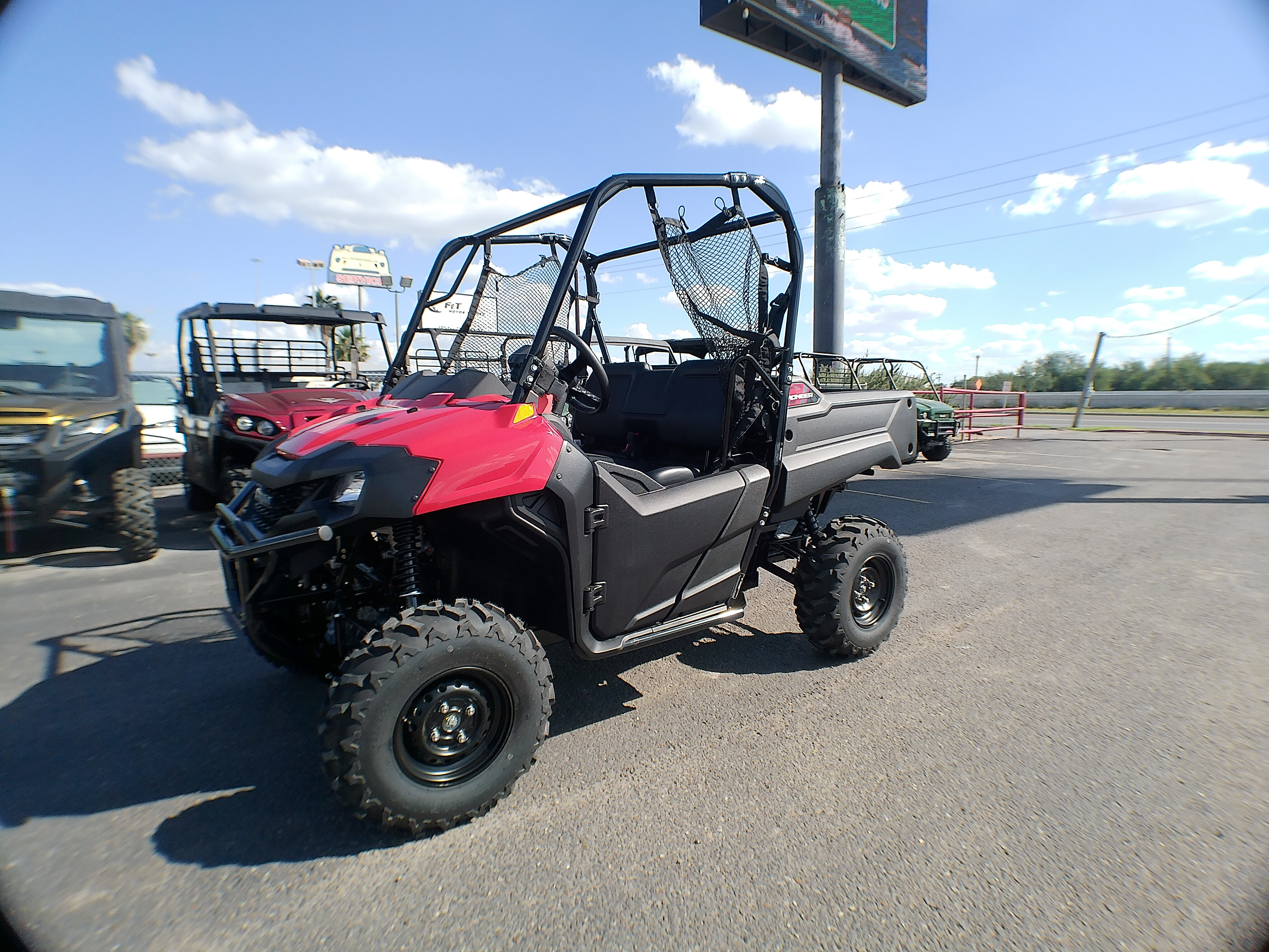 2026 Honda Pioneer 700 - Photo 10