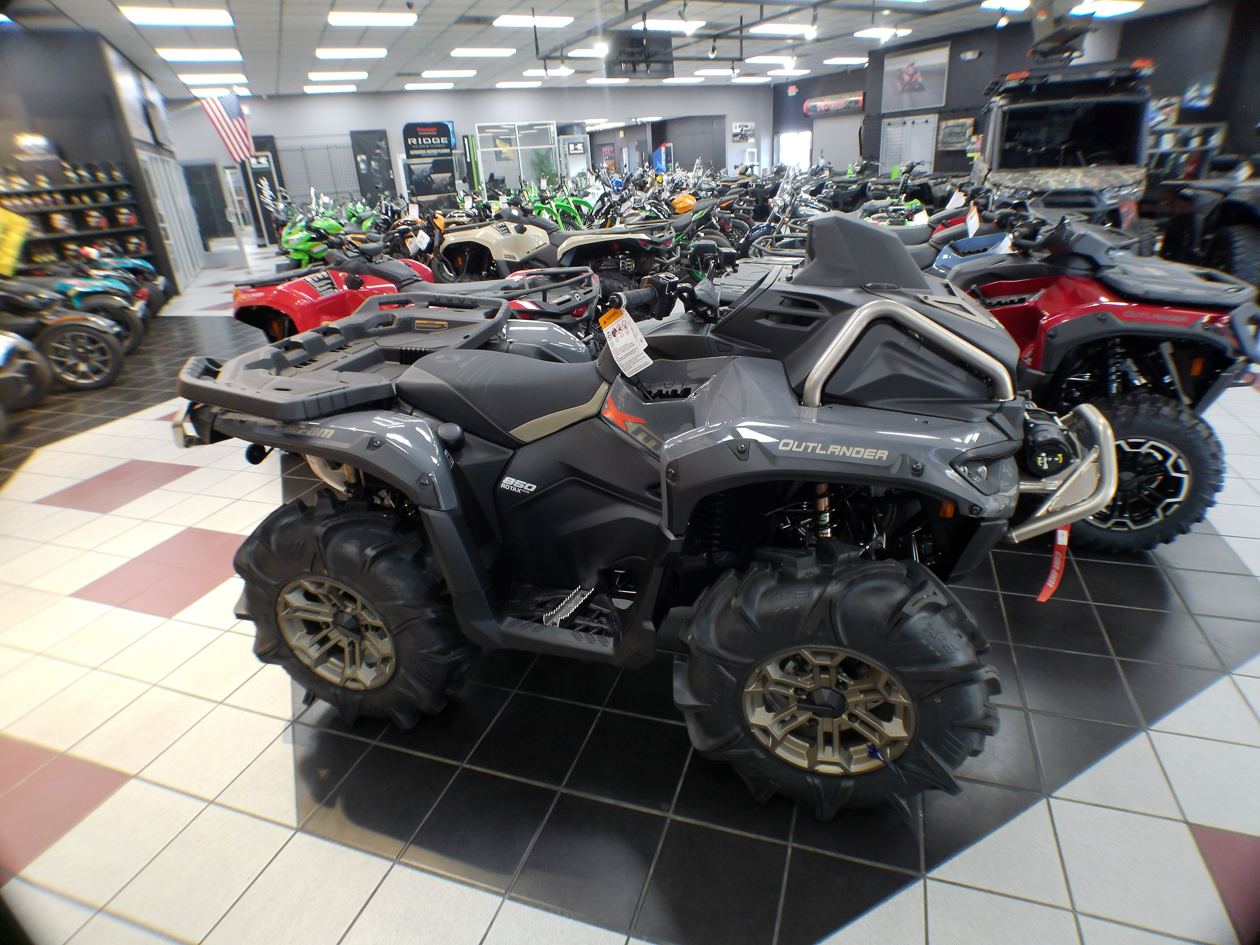 2026 Can-Am ATV OUTL XMR 850 GY 26