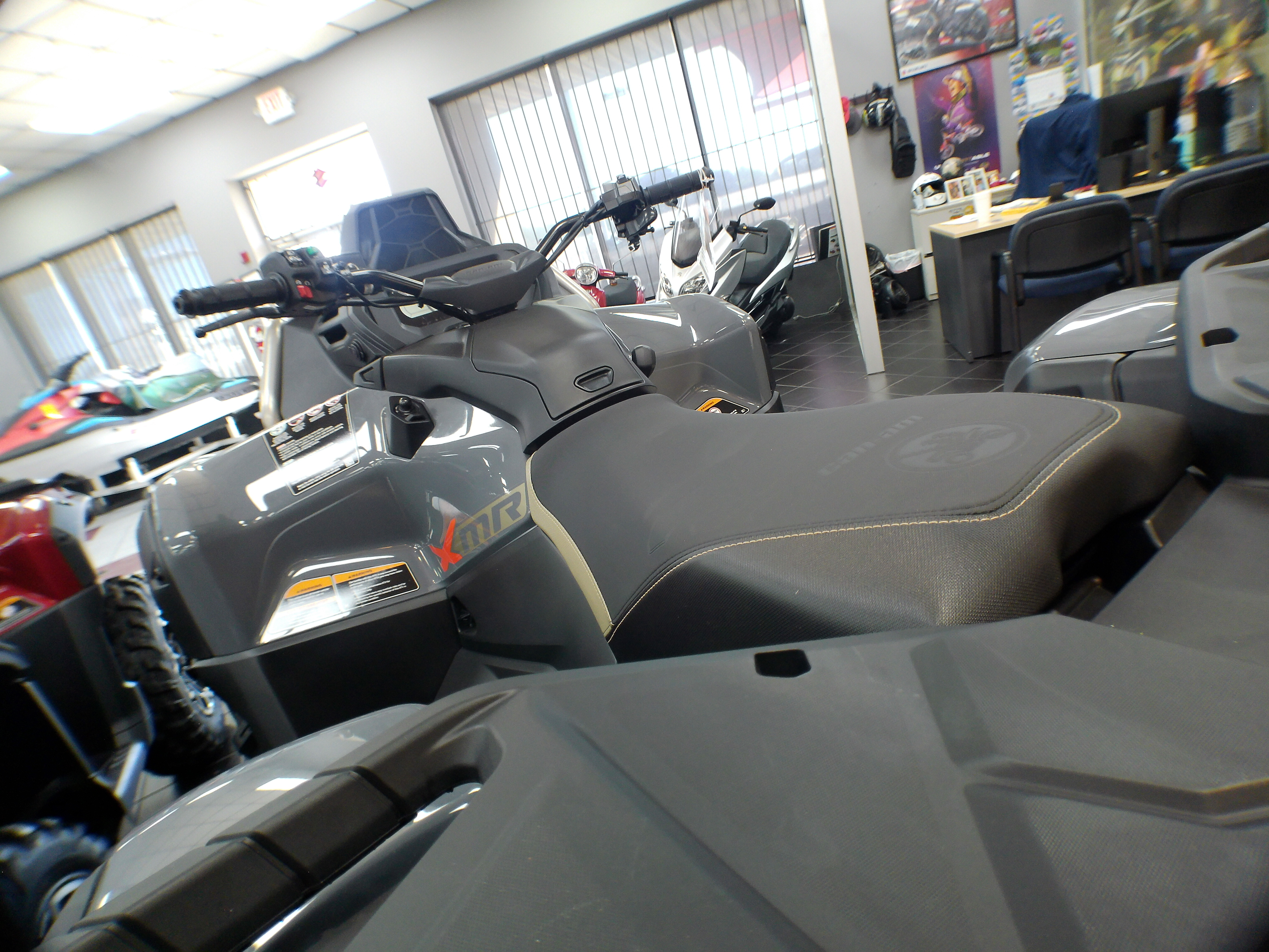 2026 Can-Am ATV OUTL XMR 850 GY 26 - Photo 6