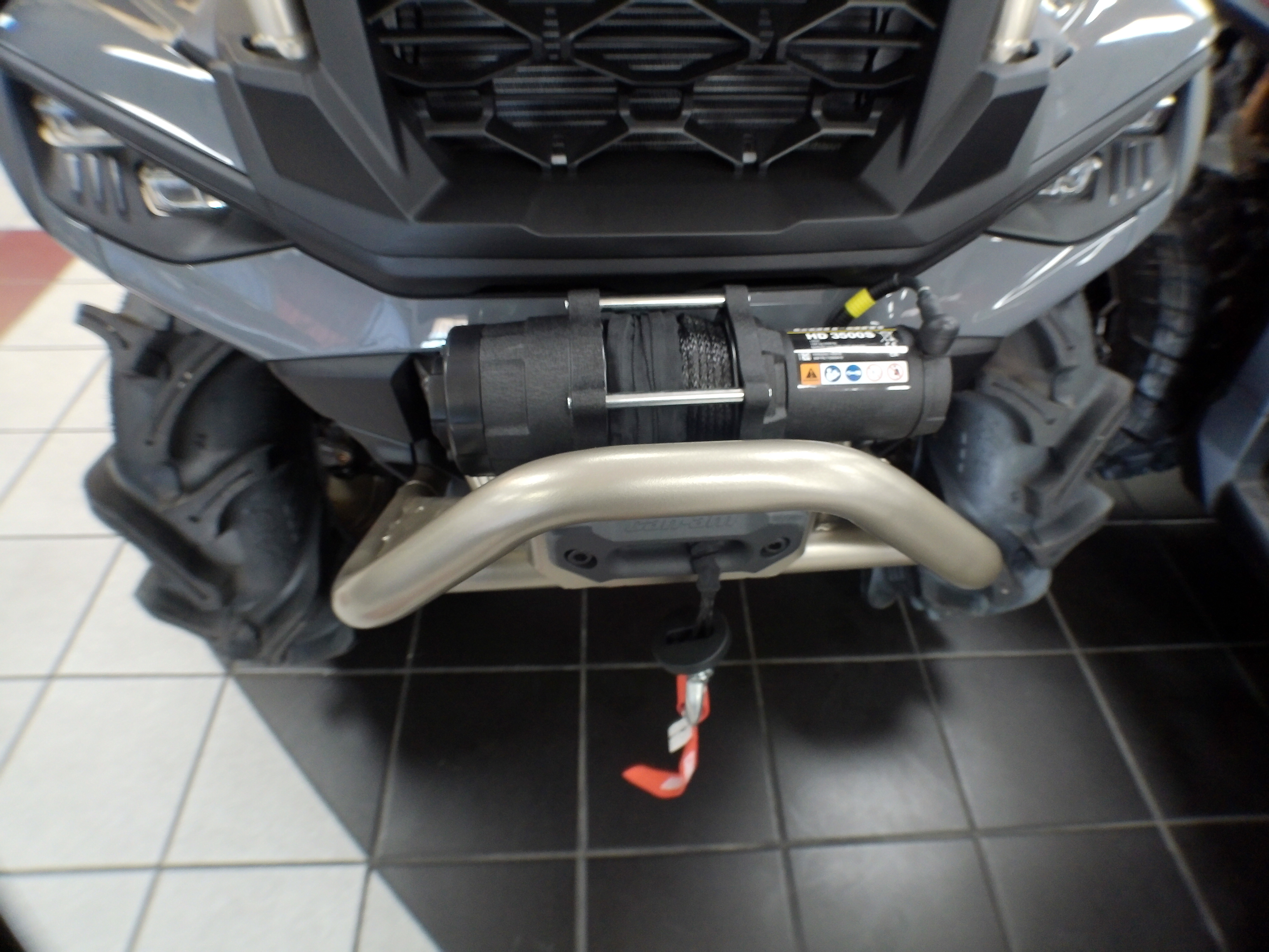 2026 Can-Am ATV OUTL XMR 850 GY 26 - Photo 10