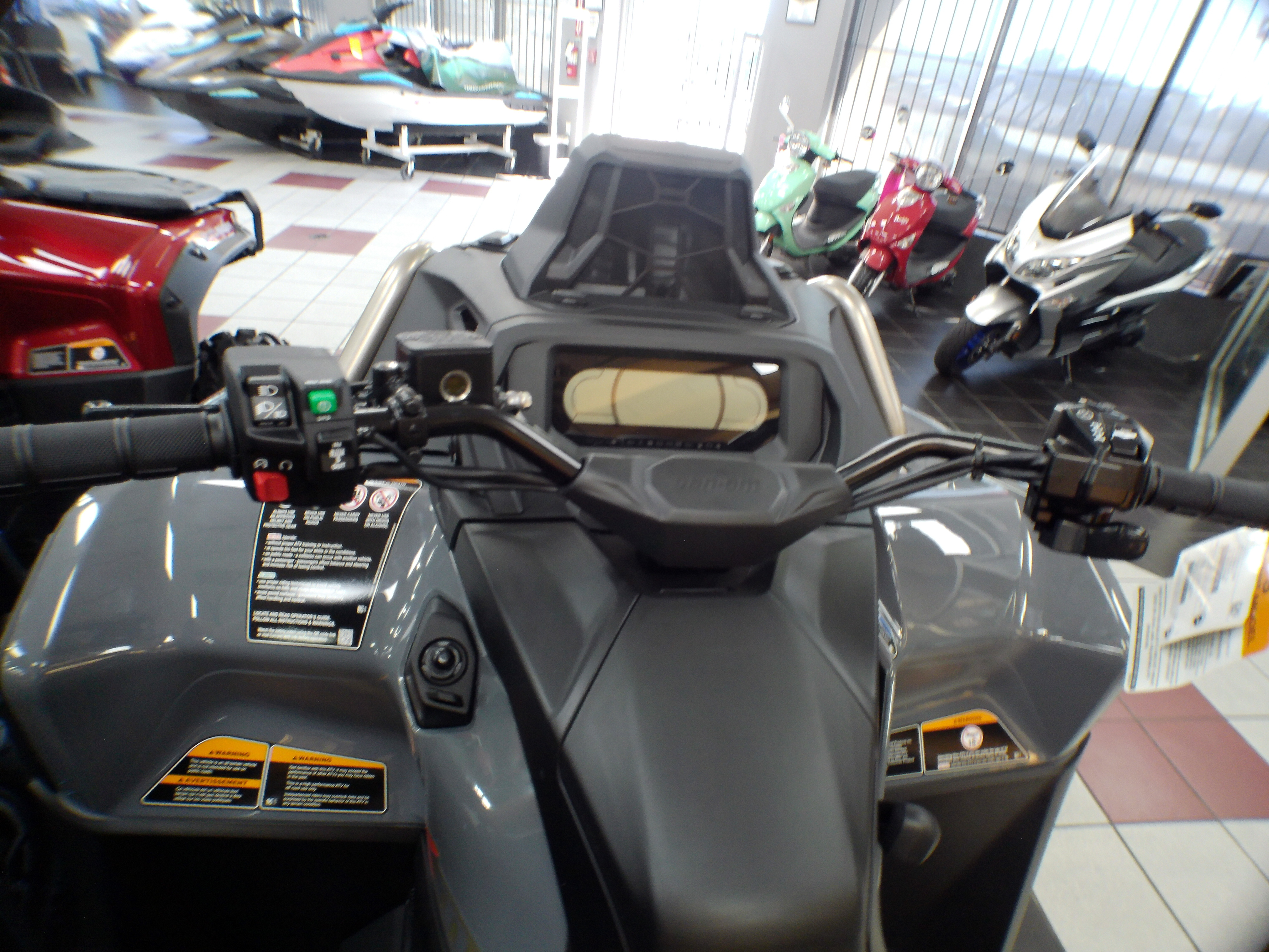 2026 Can-Am ATV OUTL XMR 850 GY 26 - Photo 5