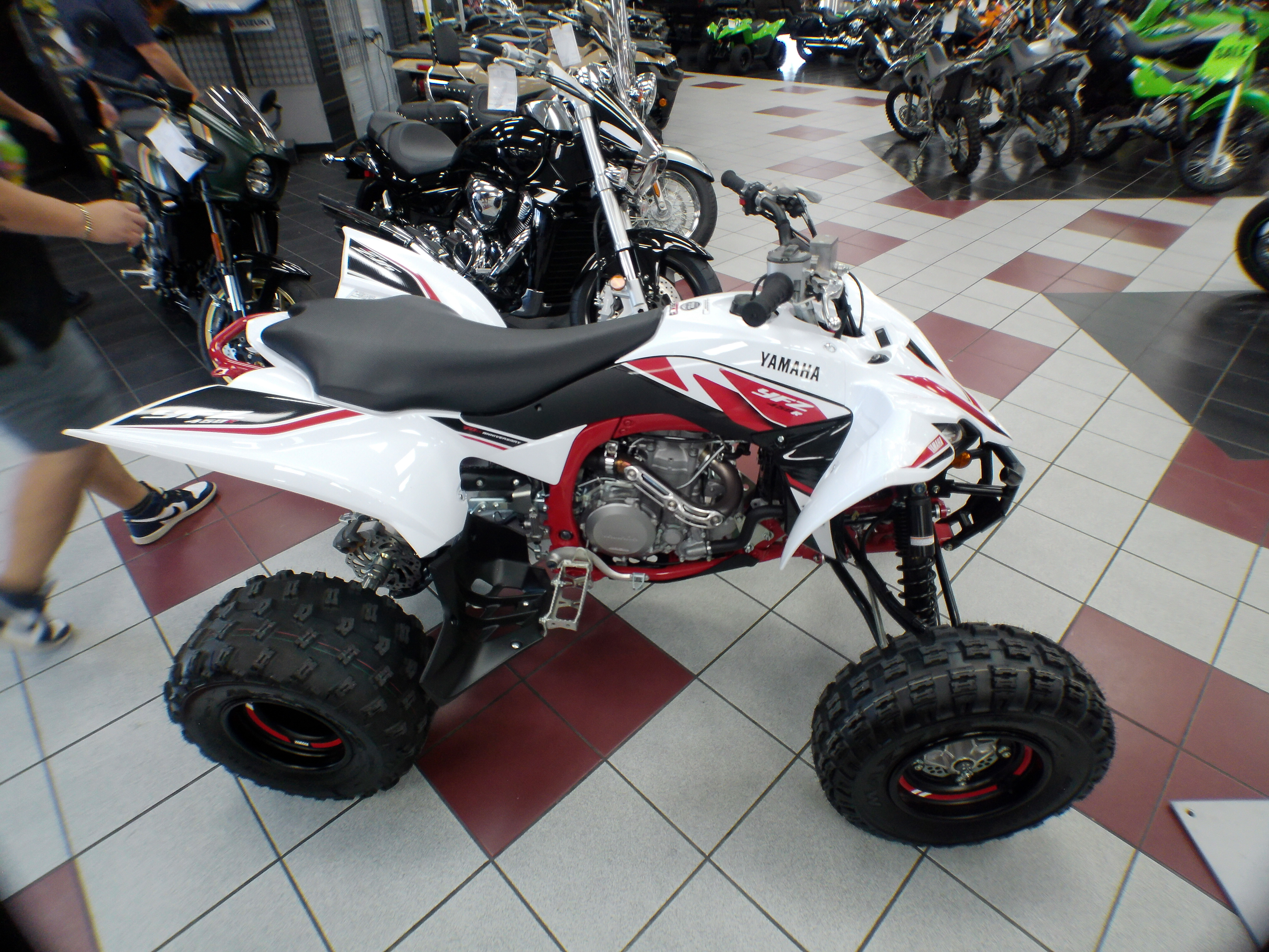 2026 Yamaha YFZ 450R - Photo 4