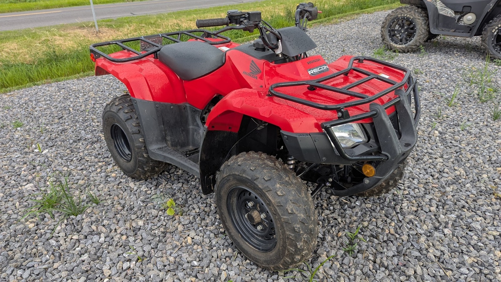 2023 Honda TRX250TM - Photo 4