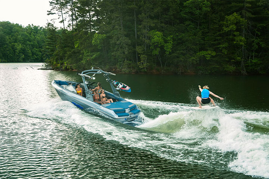 Build Your Dream Boat Lake Norman Marina Sherrills Ford, NC 7043681432